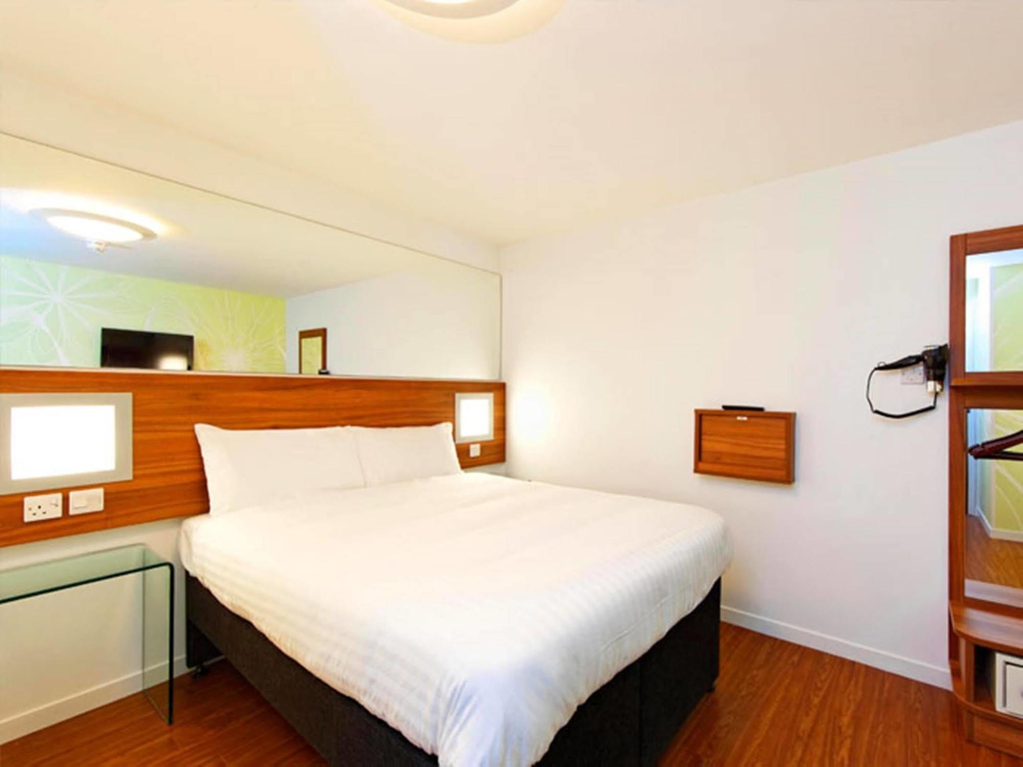 Hotel Point A Kings Cross - St Pancras 3*