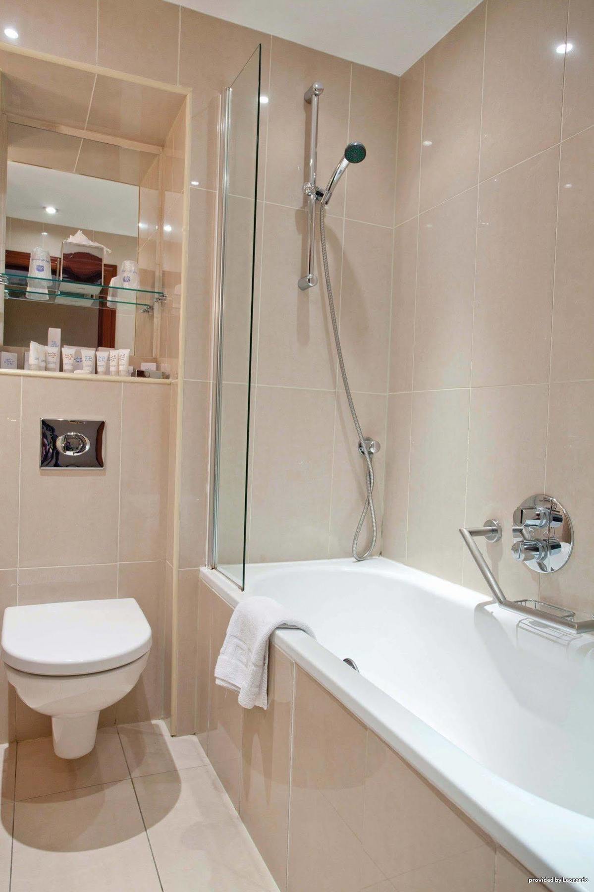 Paddington Court Executive Rooms Hotel 4*