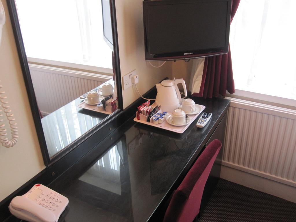 Hotel Mabledon Court London
