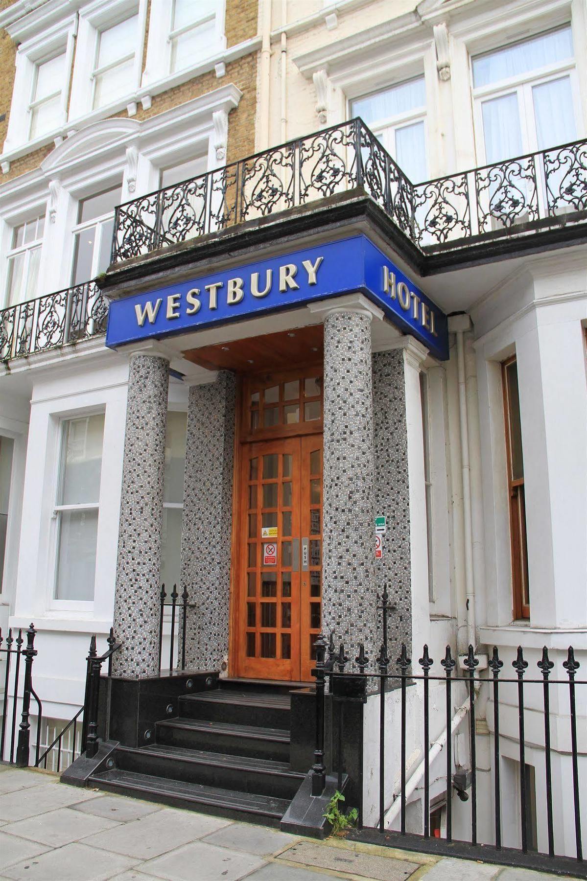 Westbury Hotell 3*