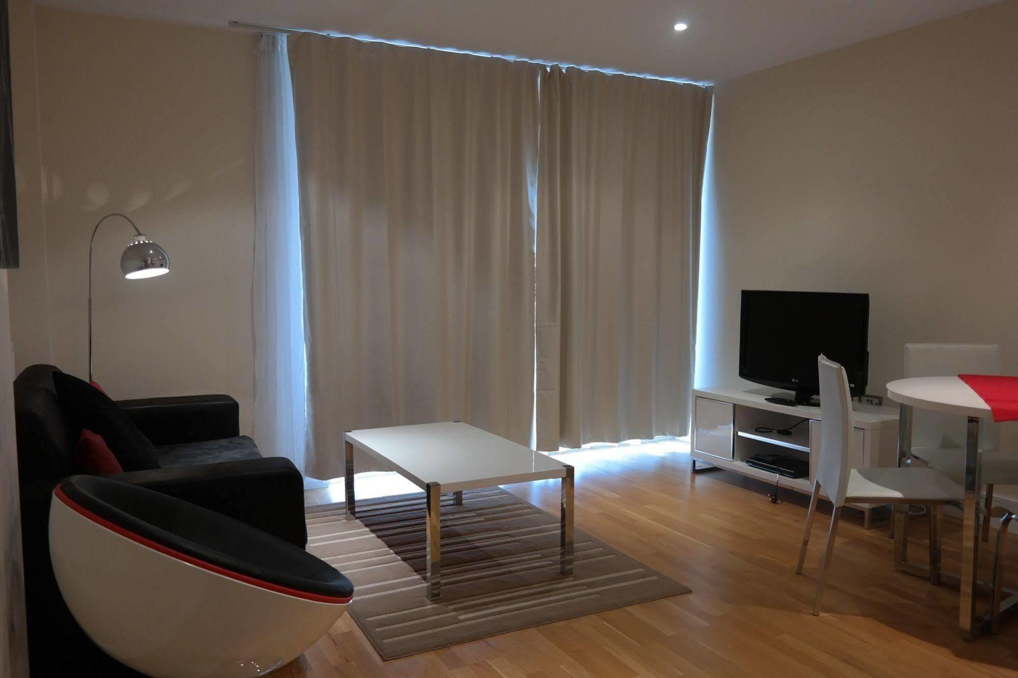 Denison House - Elite Apartment London