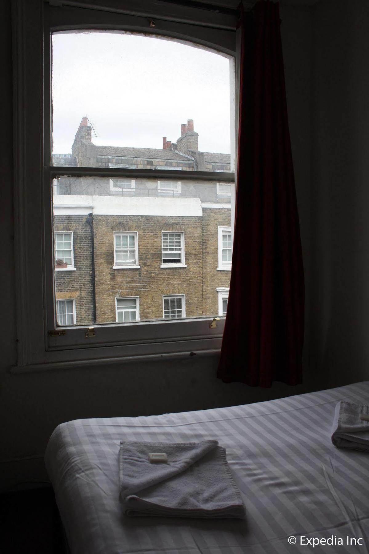 Daisy * London
