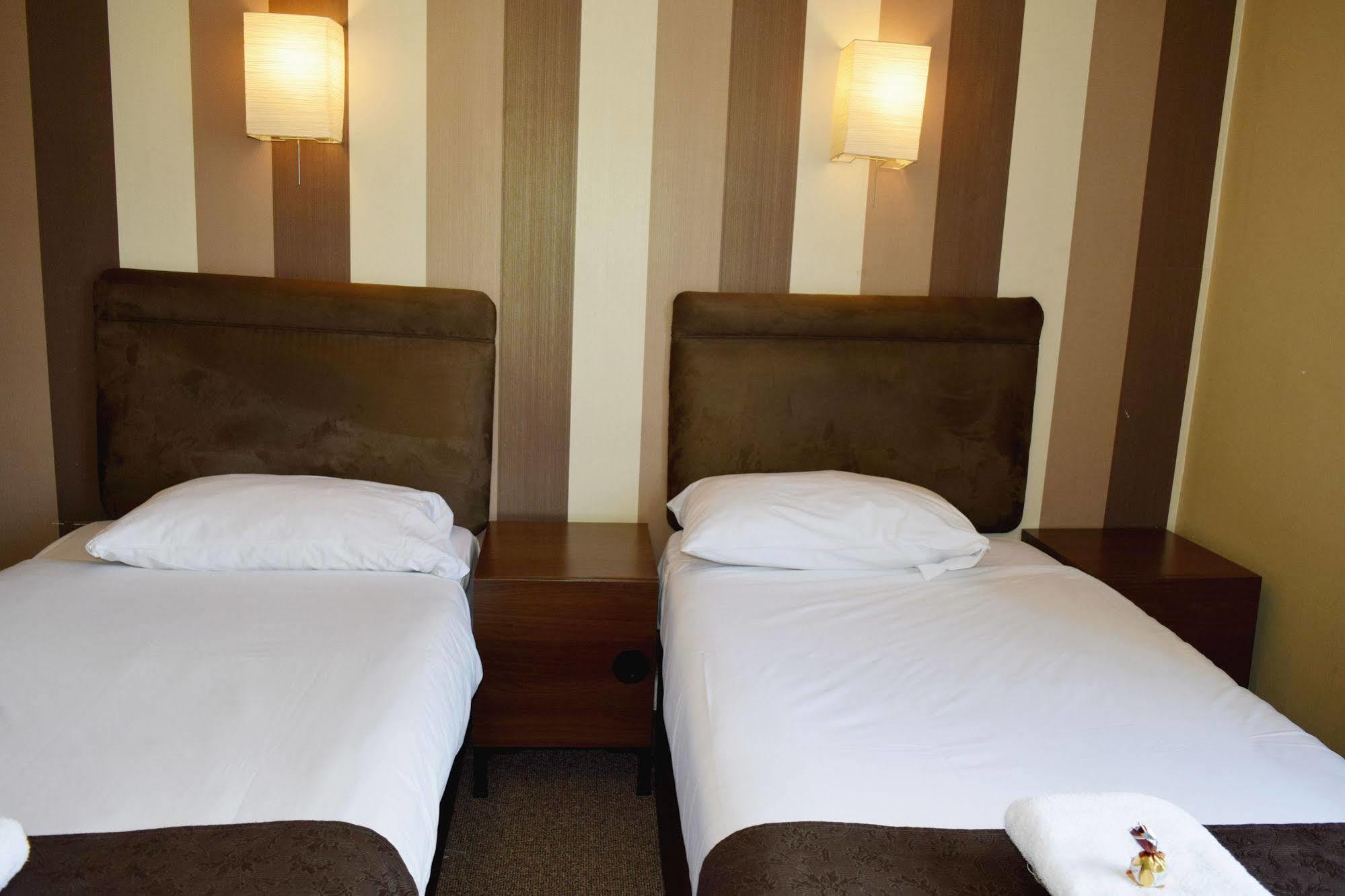 Somerset Baker Street Hotel