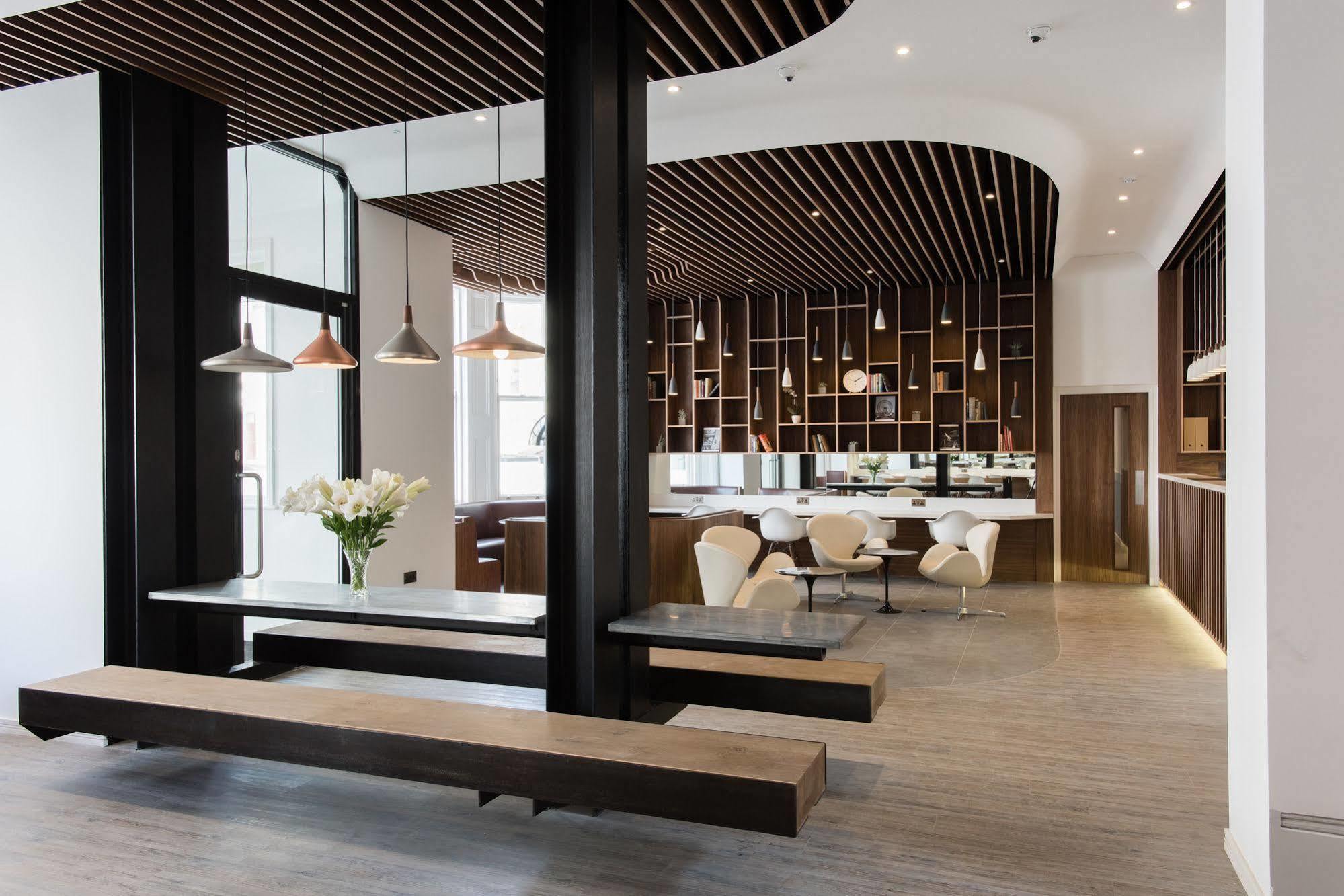 Mowbray Court Hotel London