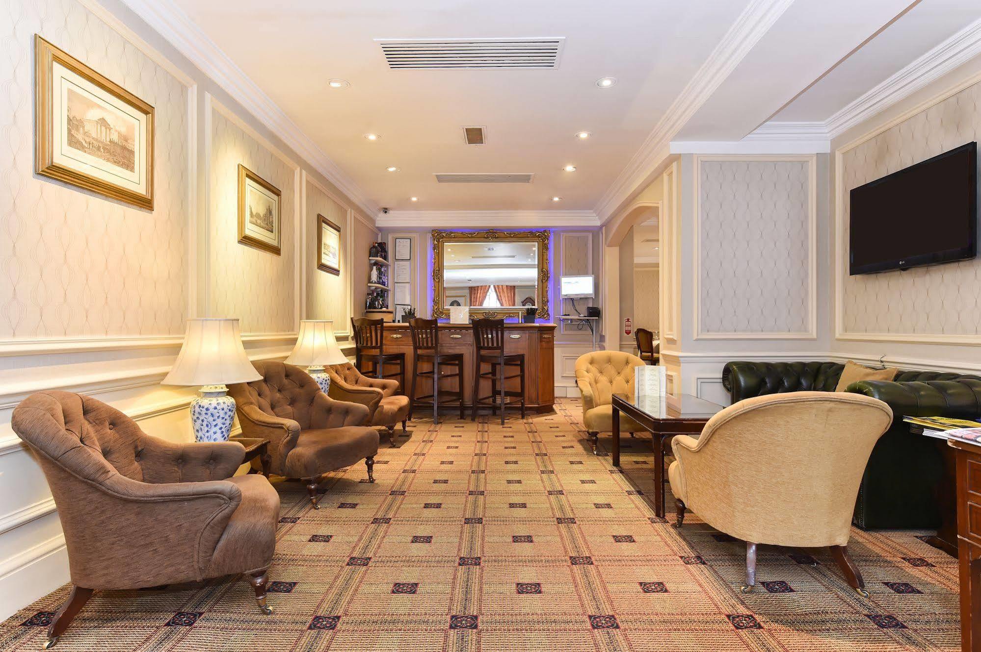 Park Lane Mews Hotel 4*