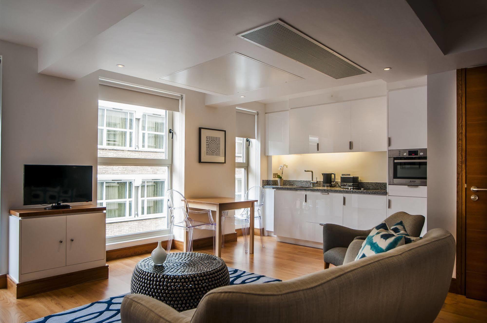 Apartment Native Tower Hill London