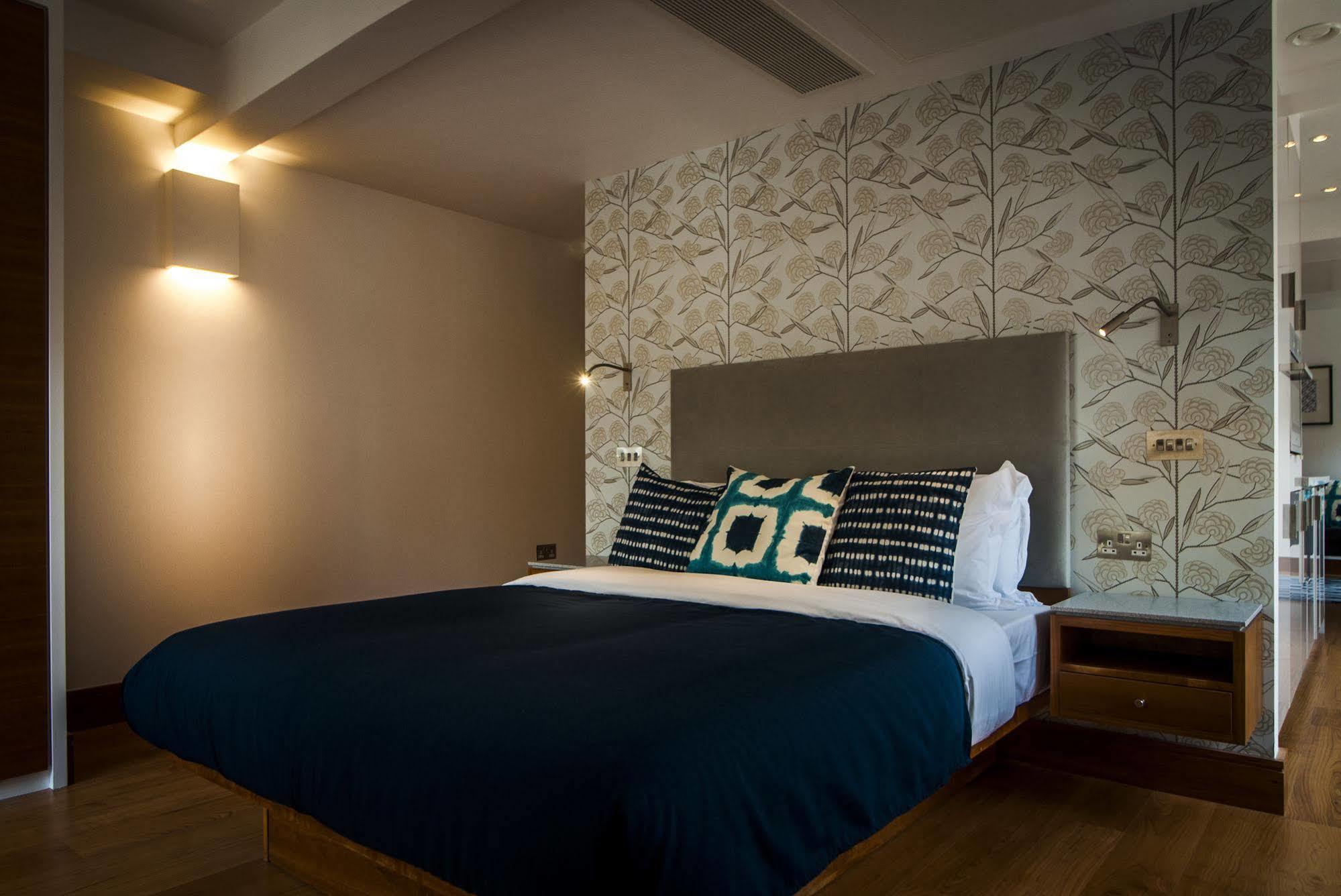 Native Tower Hill Apartment
