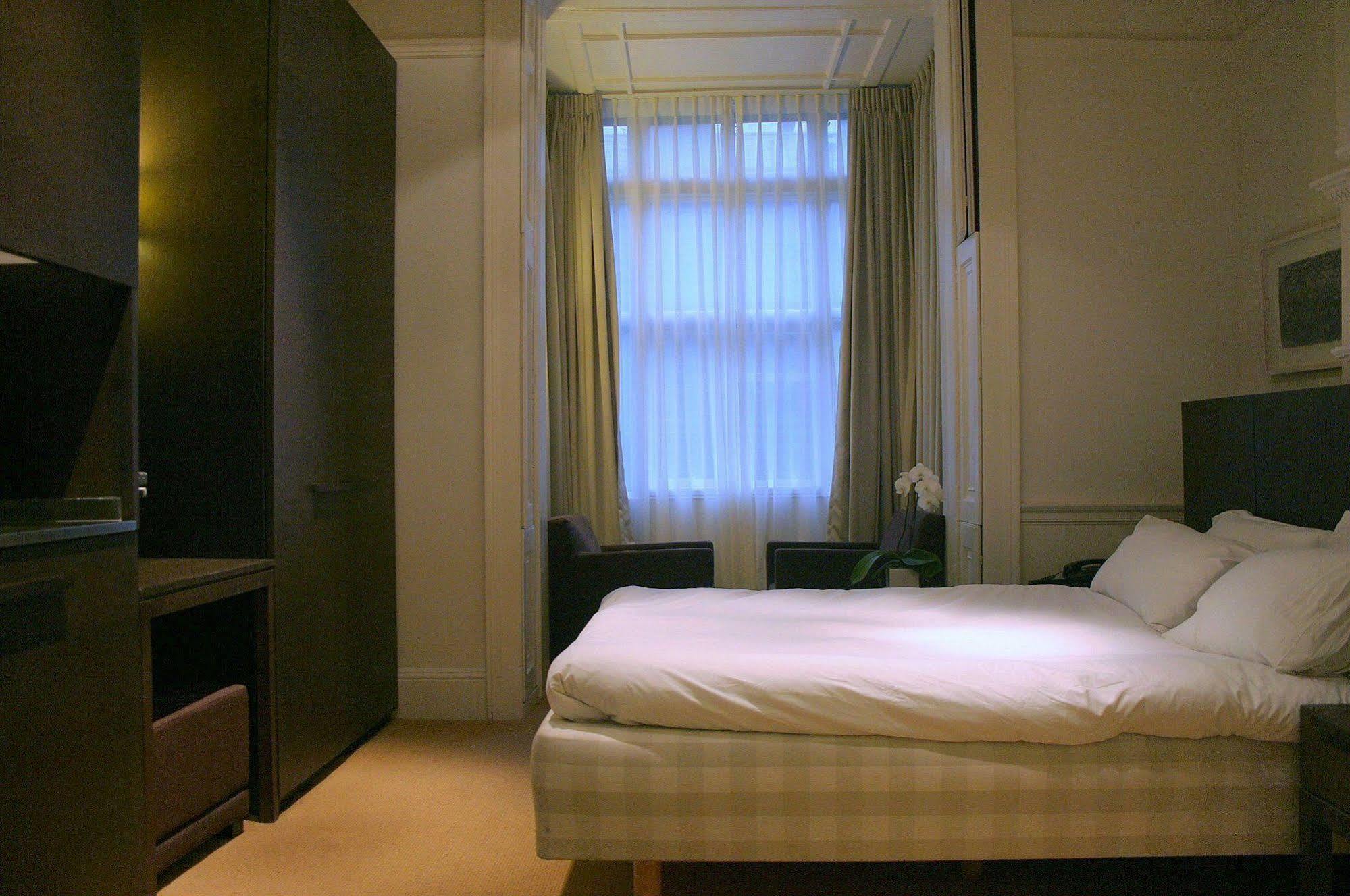 Nottingham Place Hotel