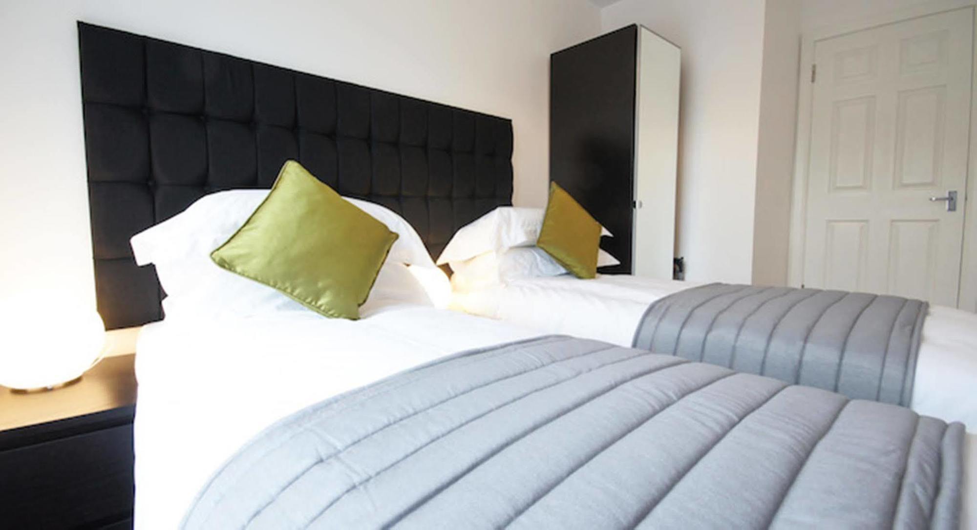 Arsenal Apartment