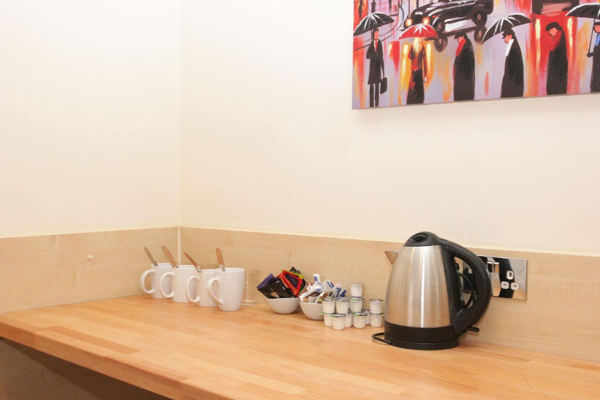 Tony's House Hotell 2*