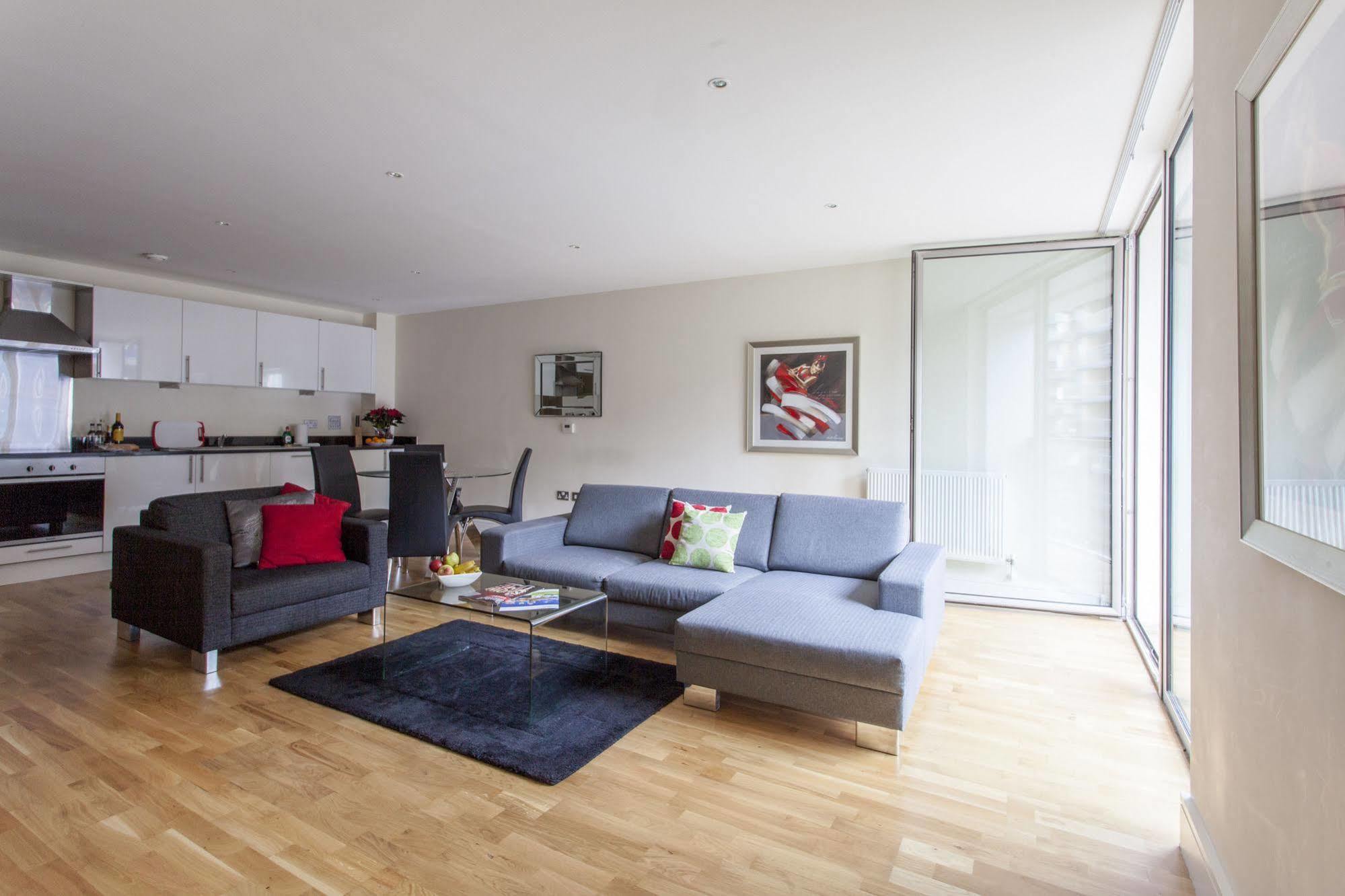 Lanterns Court By Bridgestreet * London