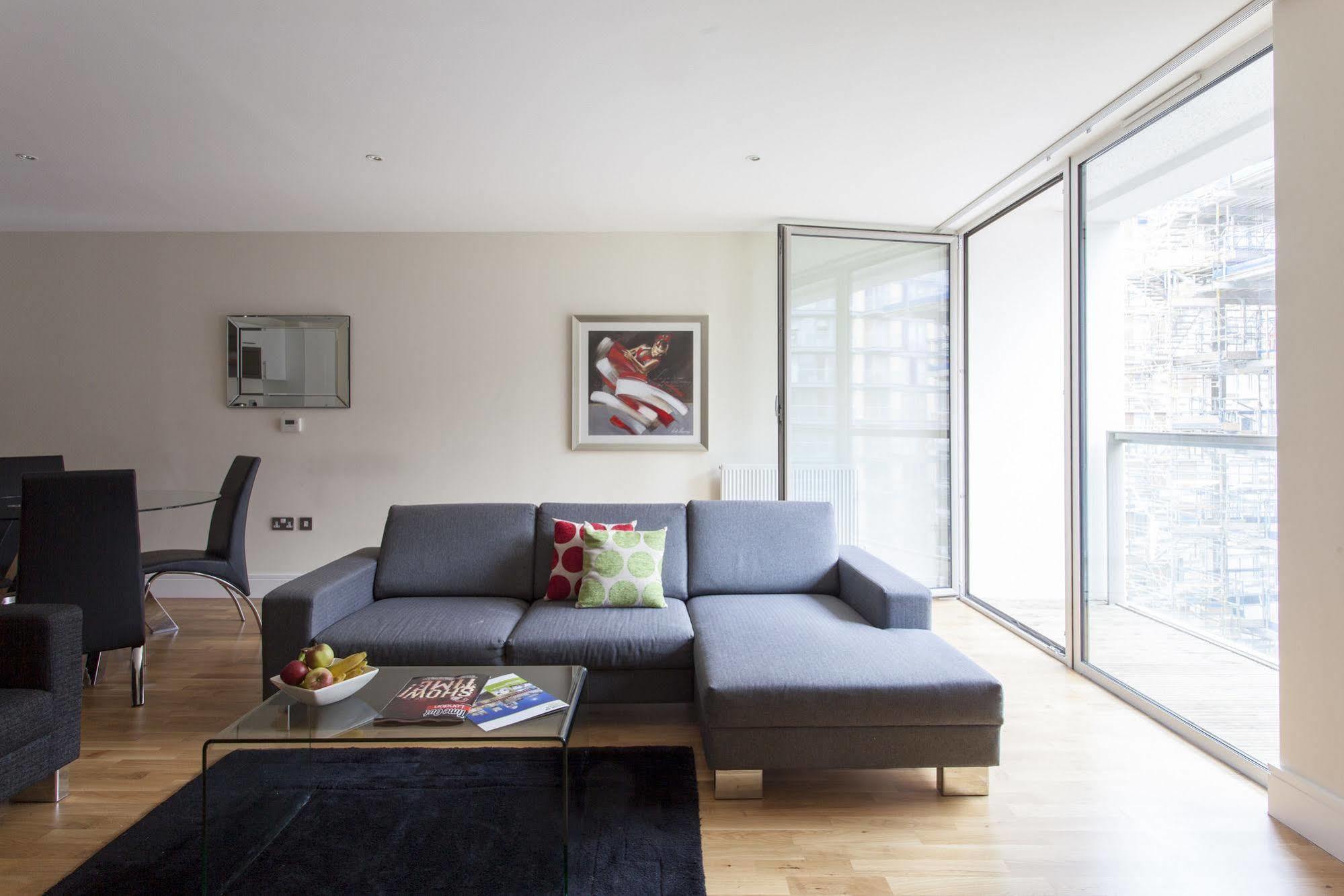 Lanterns Court By Bridgestreet Apartment