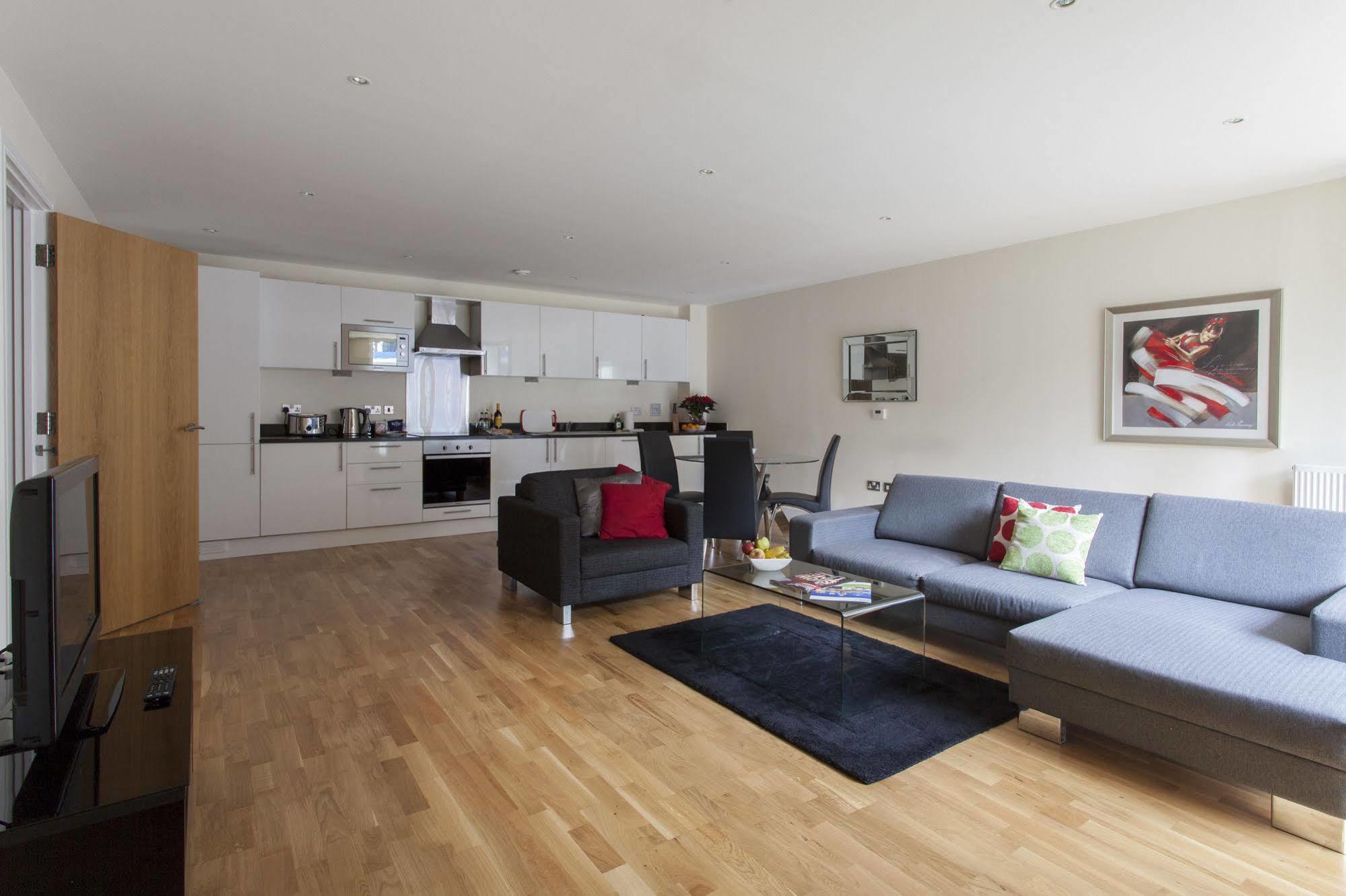 Lanterns Court By Bridgestreet * London