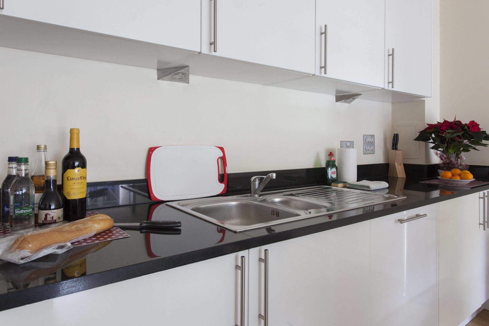 Lanterns Court By Bridgestreet Apartment London