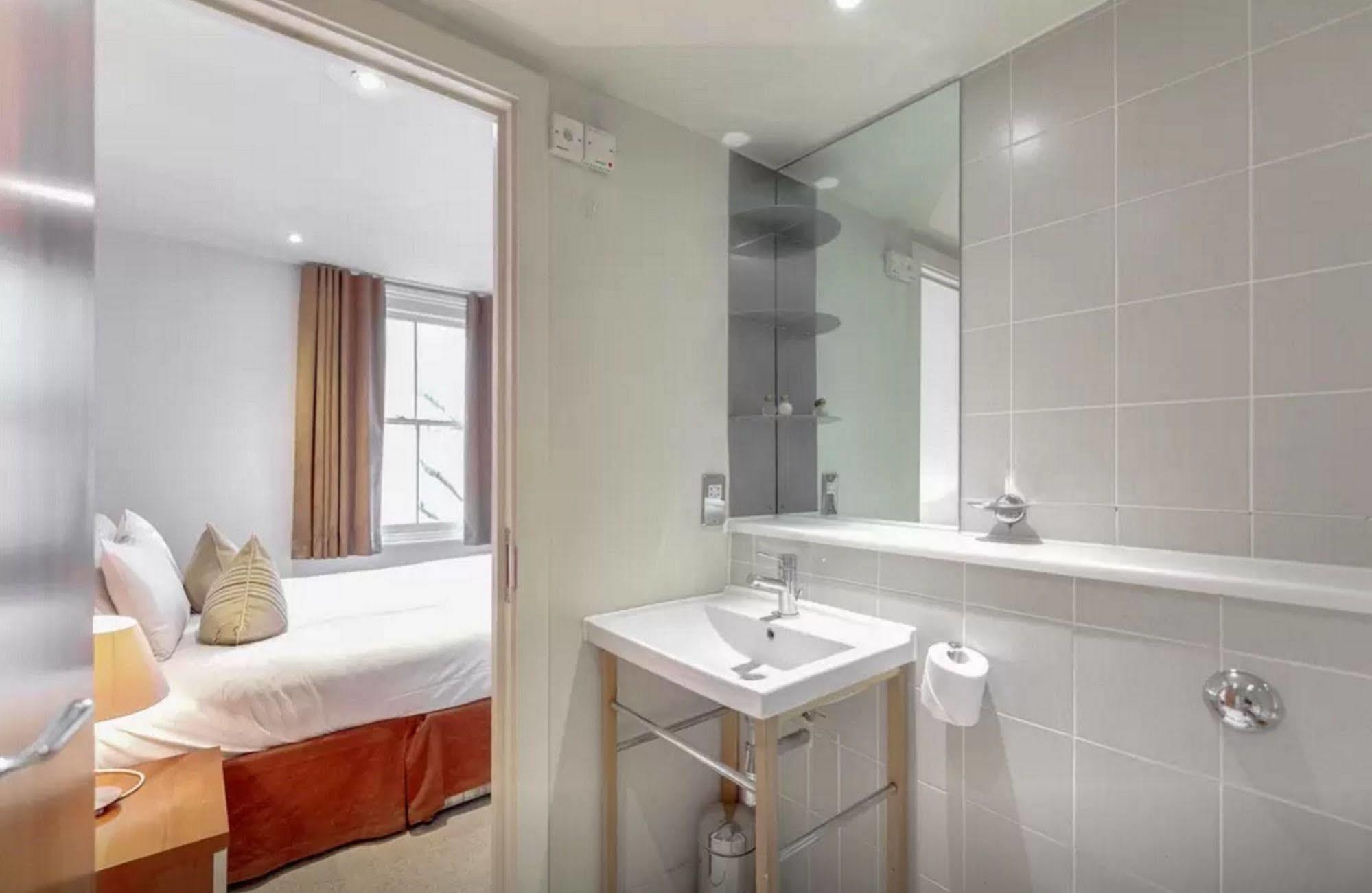 Apartment Princes Square London