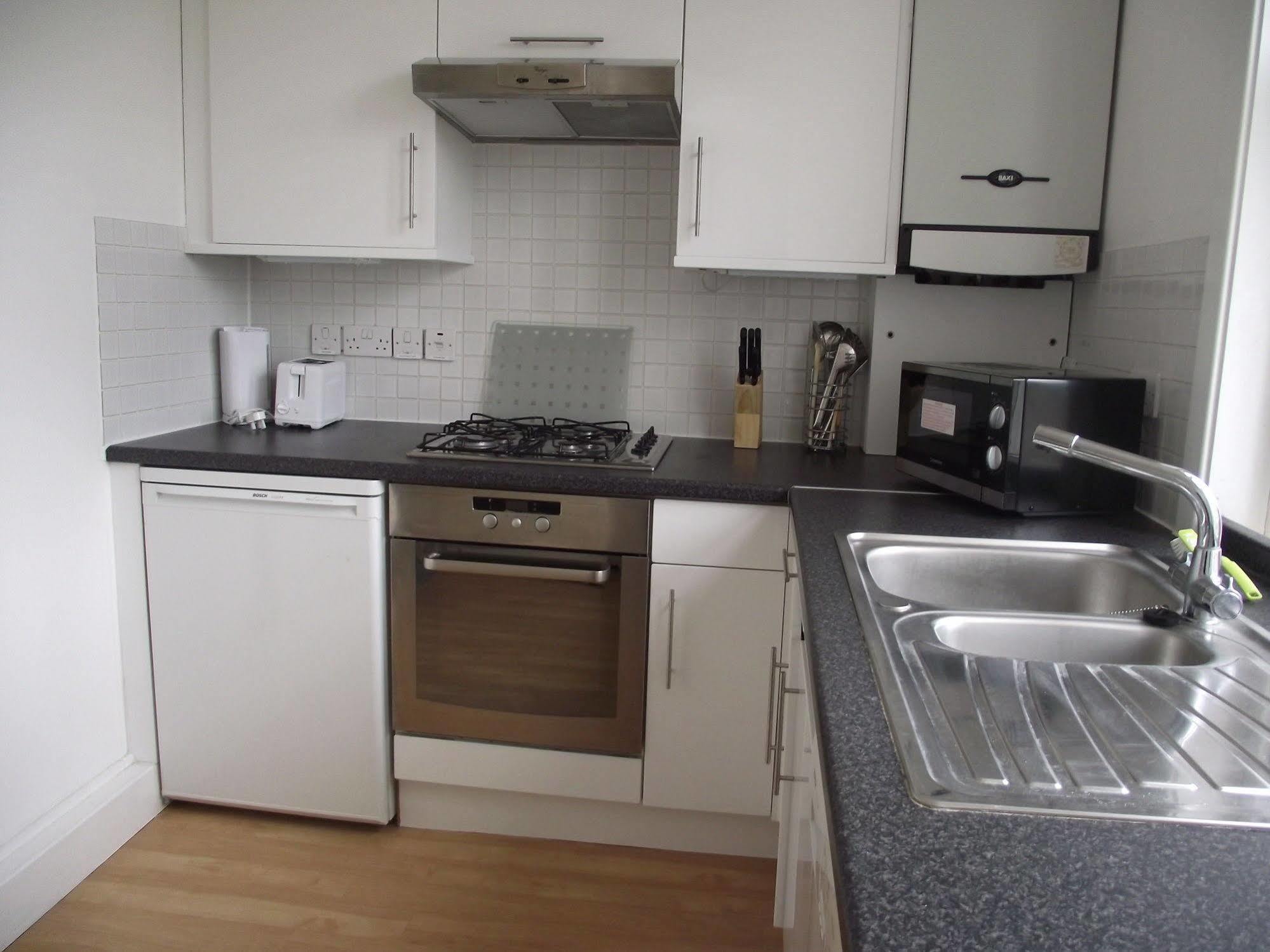 Access Kensington Olympia Apartment London