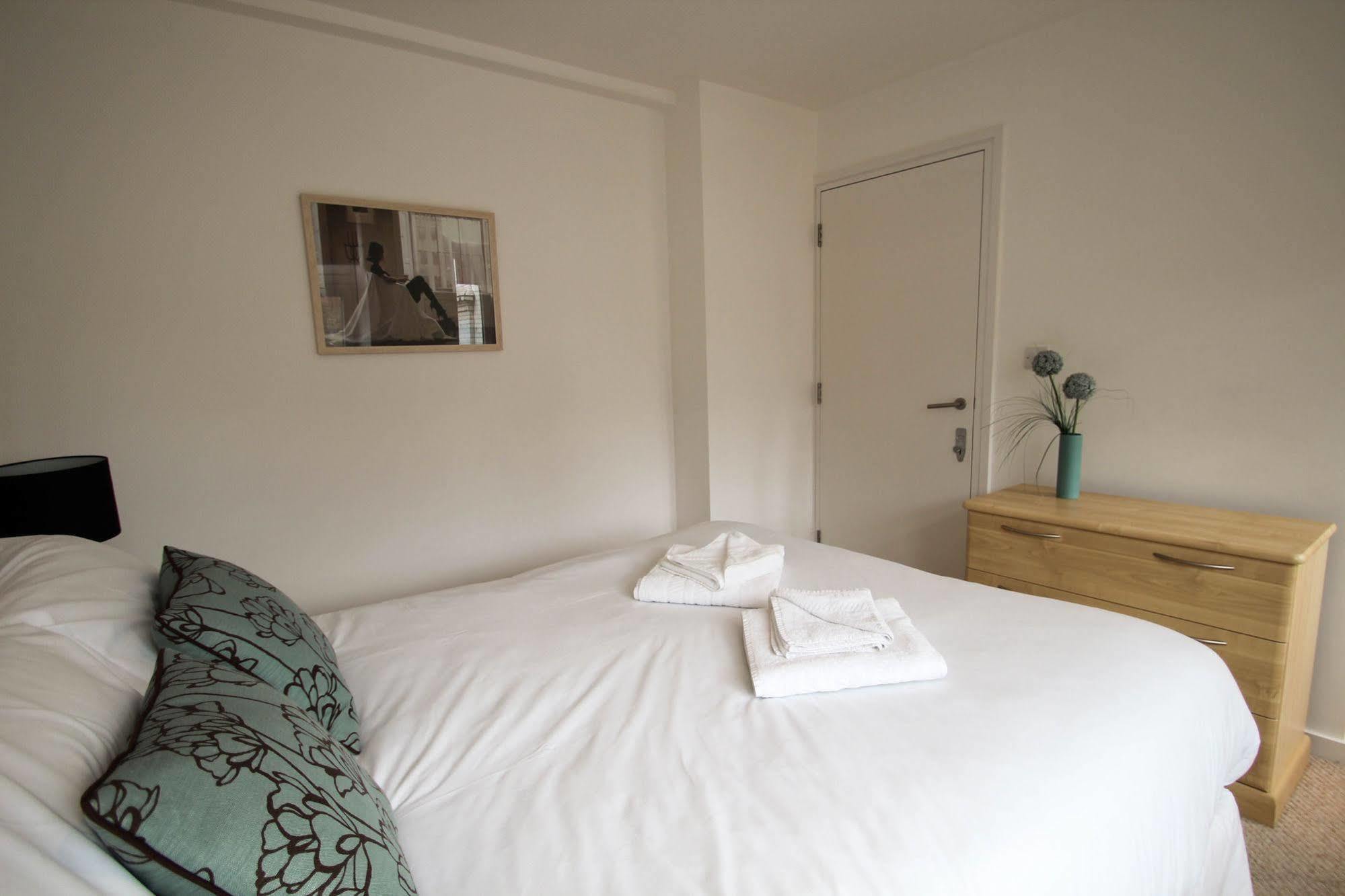 Knights Court Hotel 4*