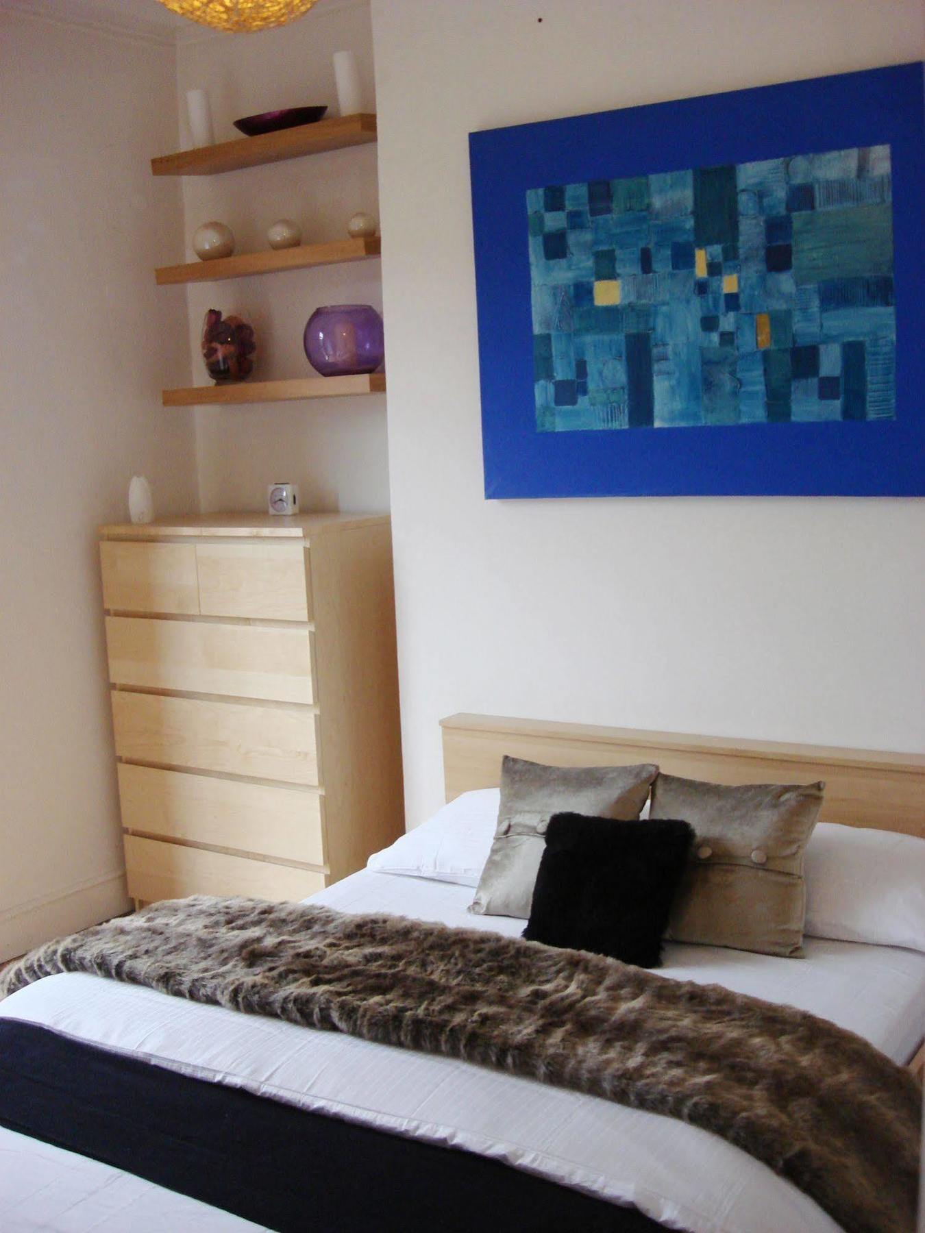 Lets Apartment *