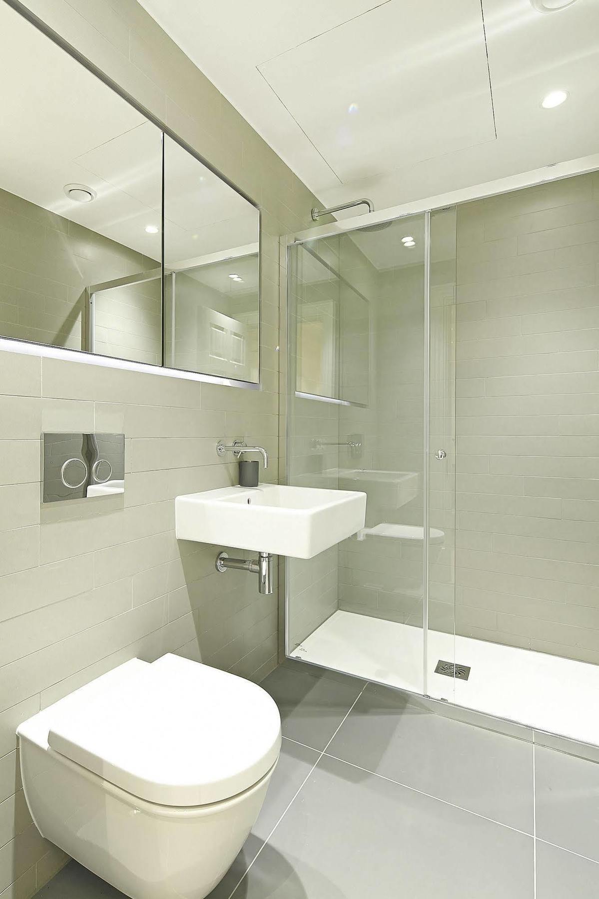 Stayo Exeter Street 3* London