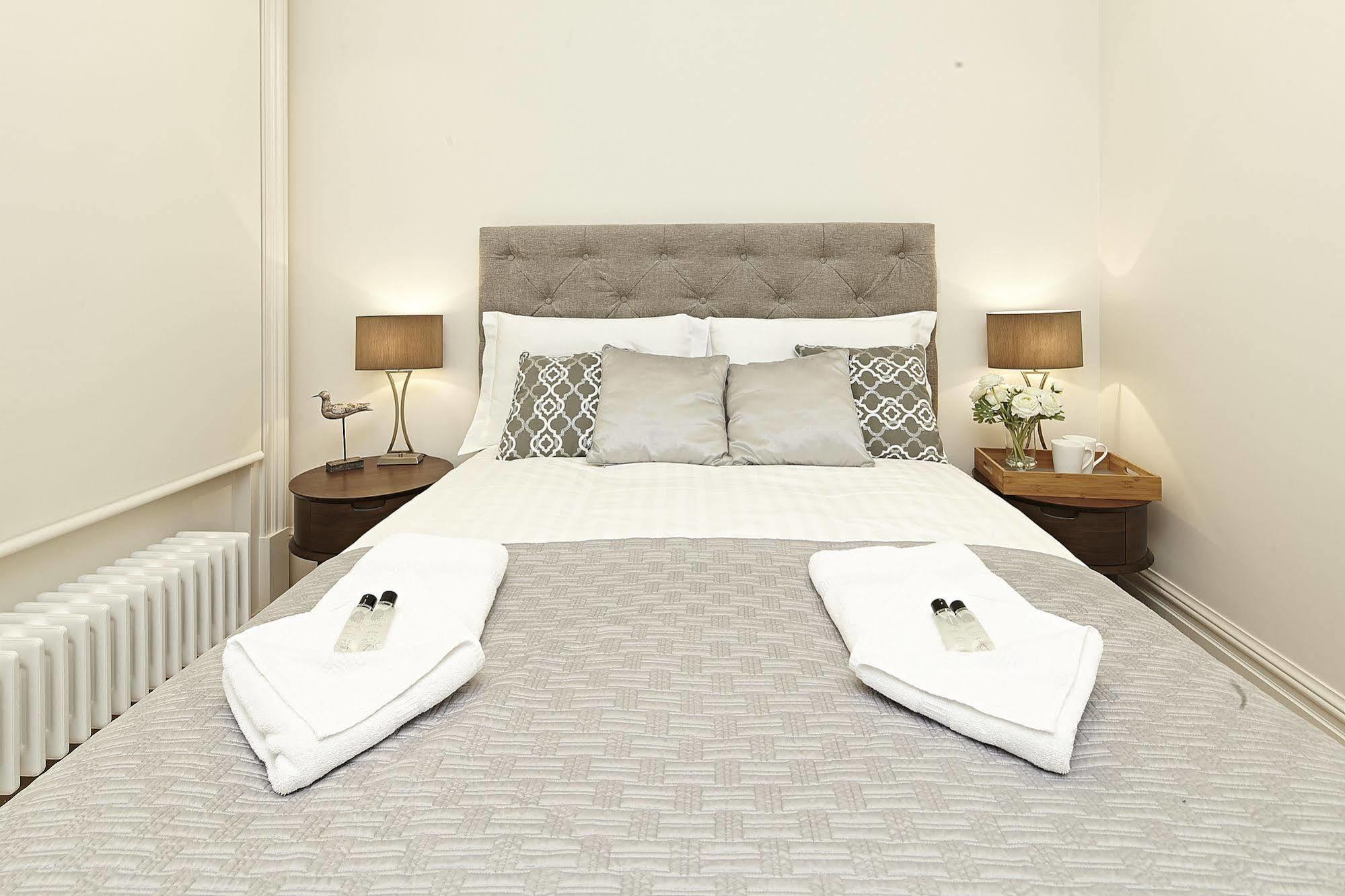 Stayo Exeter Street Hotel