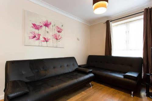 Styl Short Apartment London