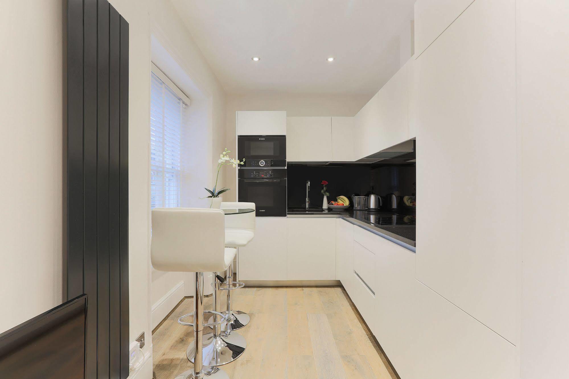 Leicester Square One Apartment