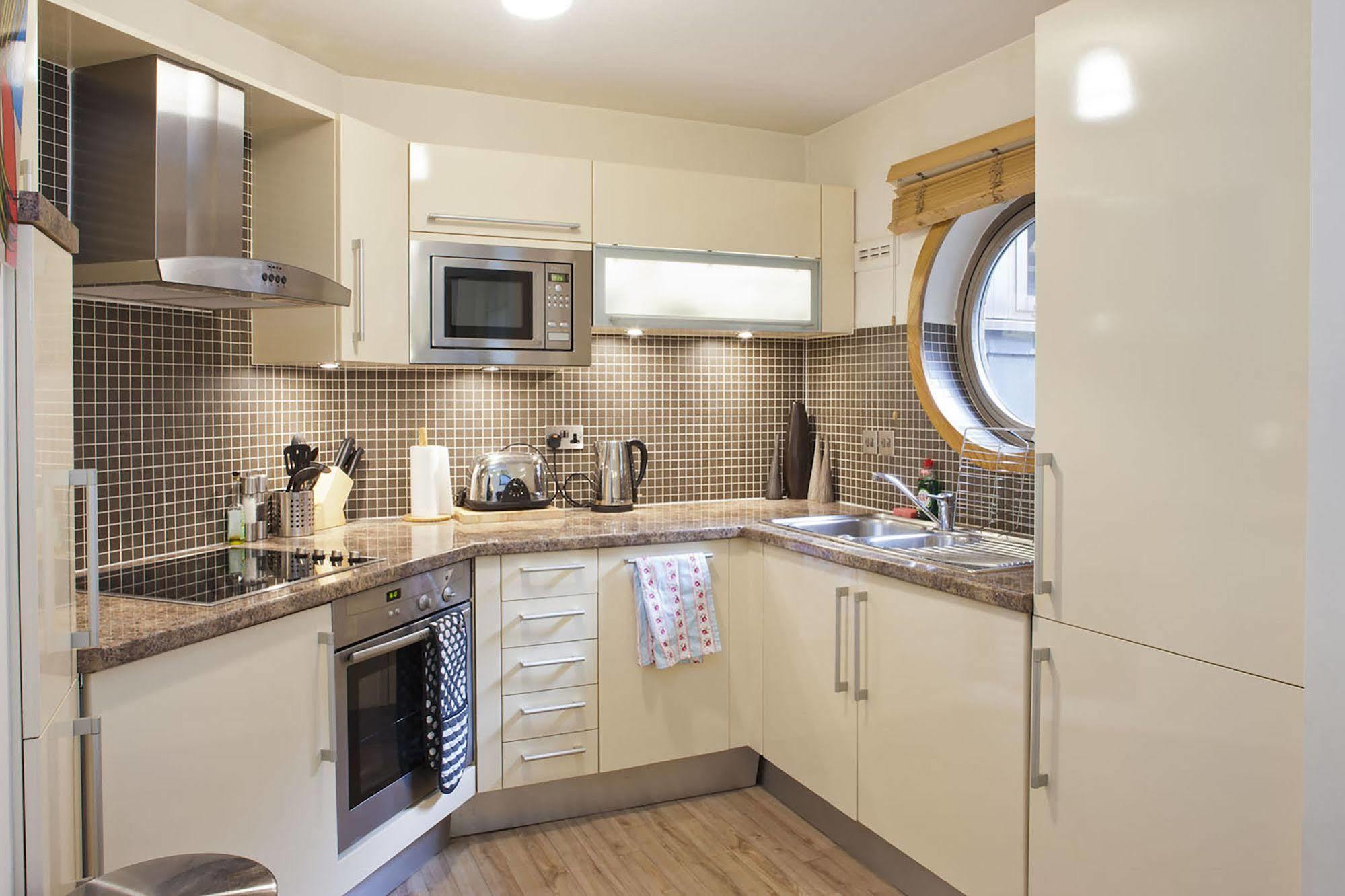 The Leicester Square Collection Apartment *