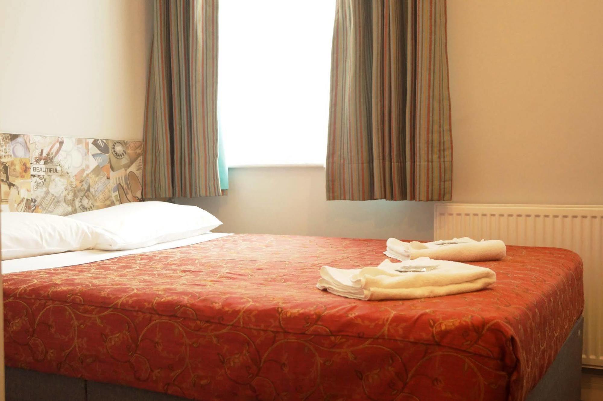 Comfotel Prpl Bed & Breakfast Londra