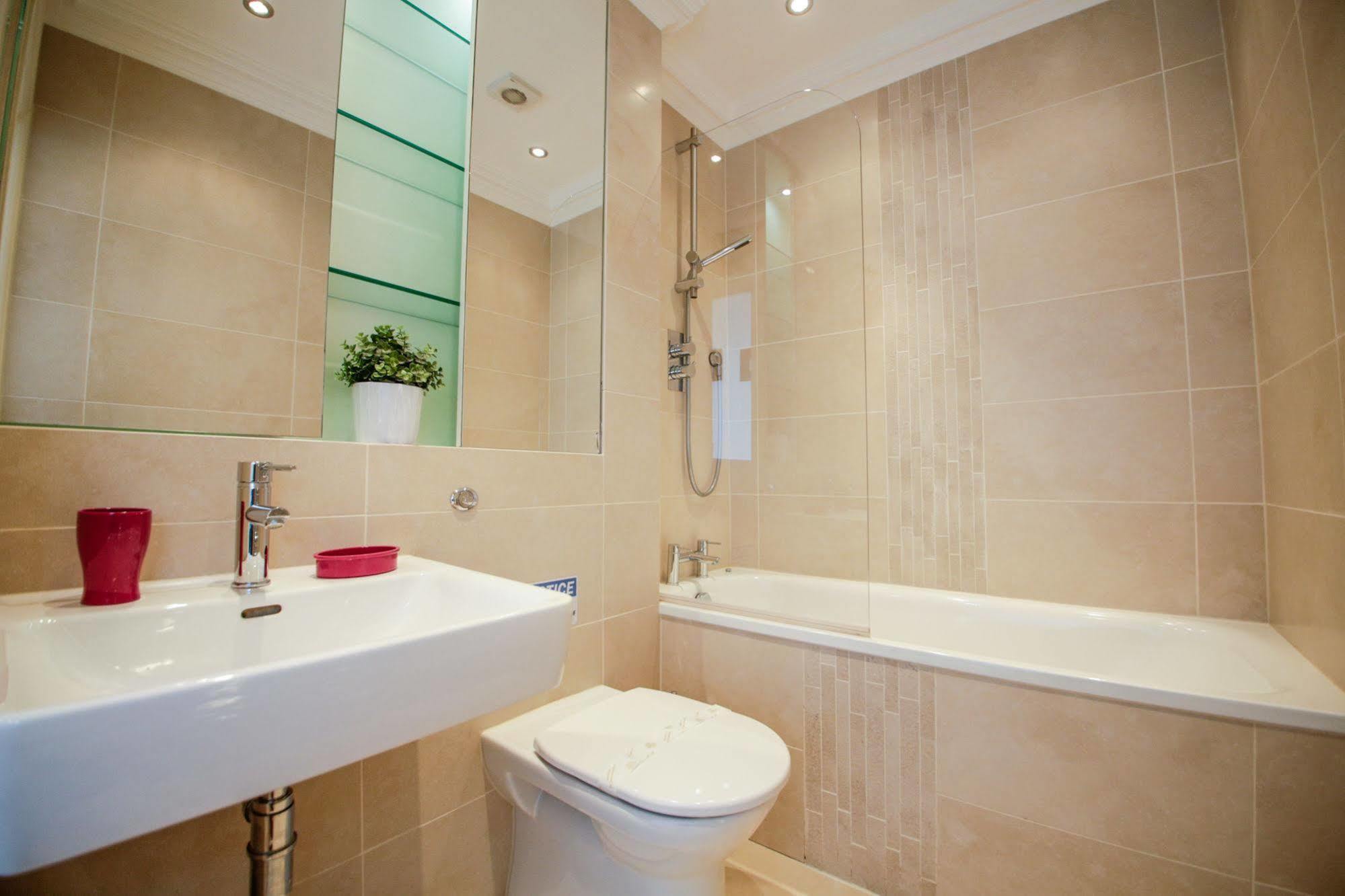 Park Views 4* London