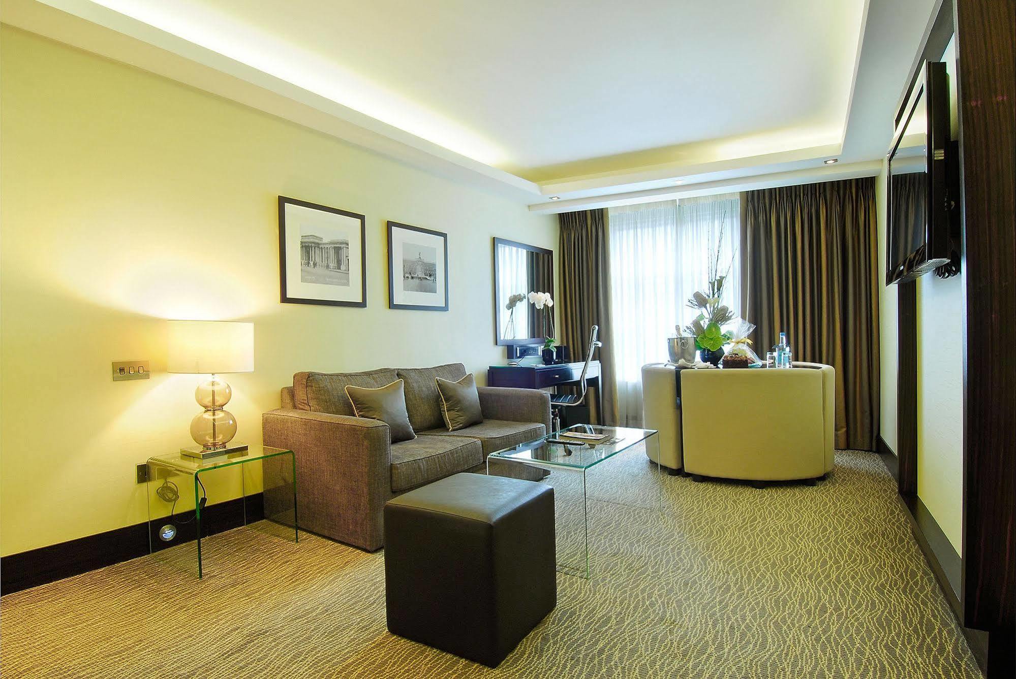Montcalm Mayfair, Autograph Collection
