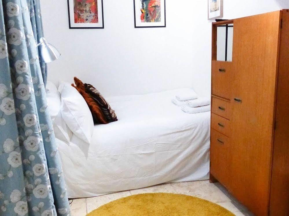 Dingley Place Holiday home