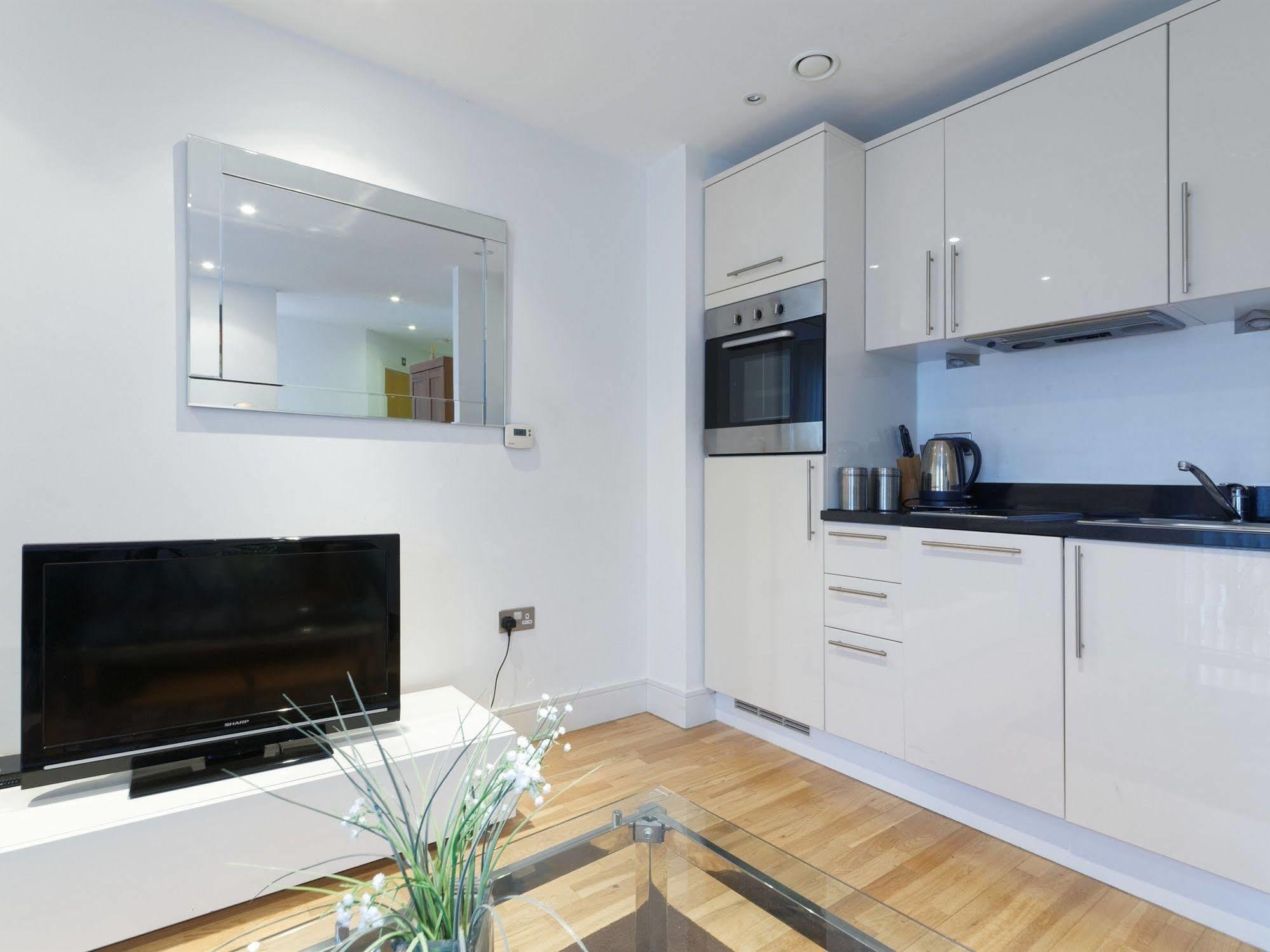 Apartment Serviced London