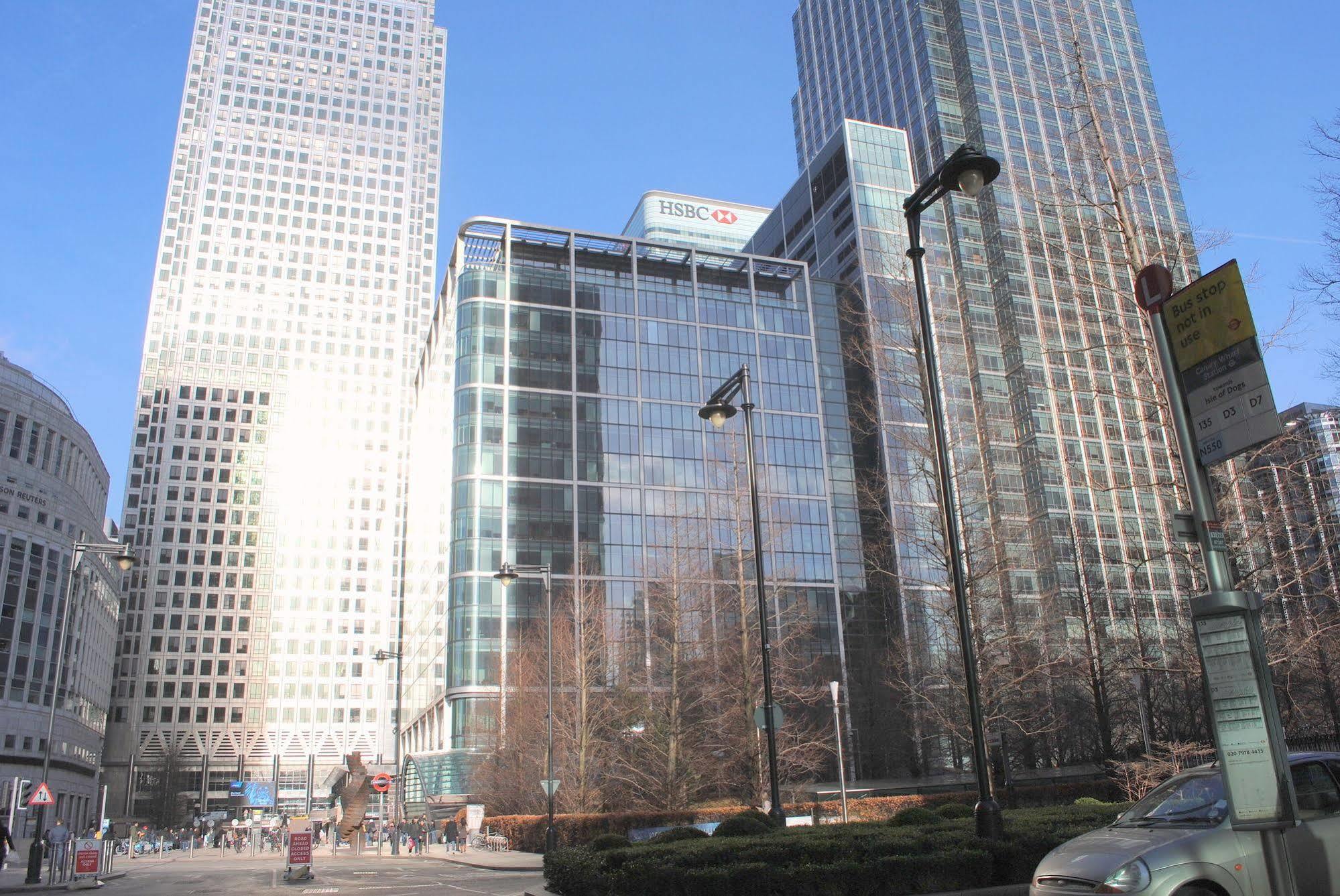 Canary Wharf - Corporate Riverside Apartments Apartment London