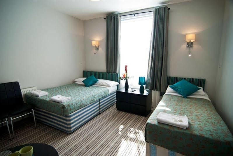 Comfotel Blu 3* London