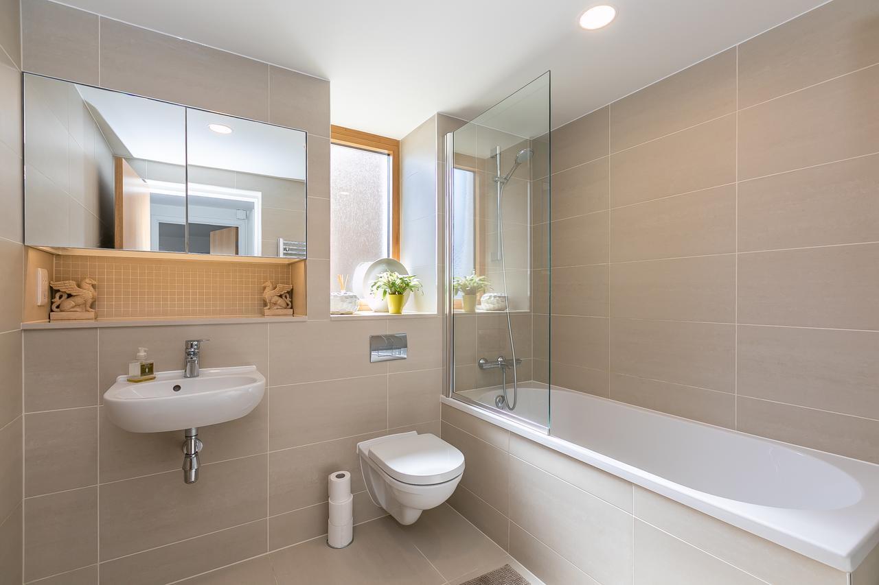 1 Bedroom Stylish Near Regents Park Free Wifi & Aircon By Aparts Apartment London