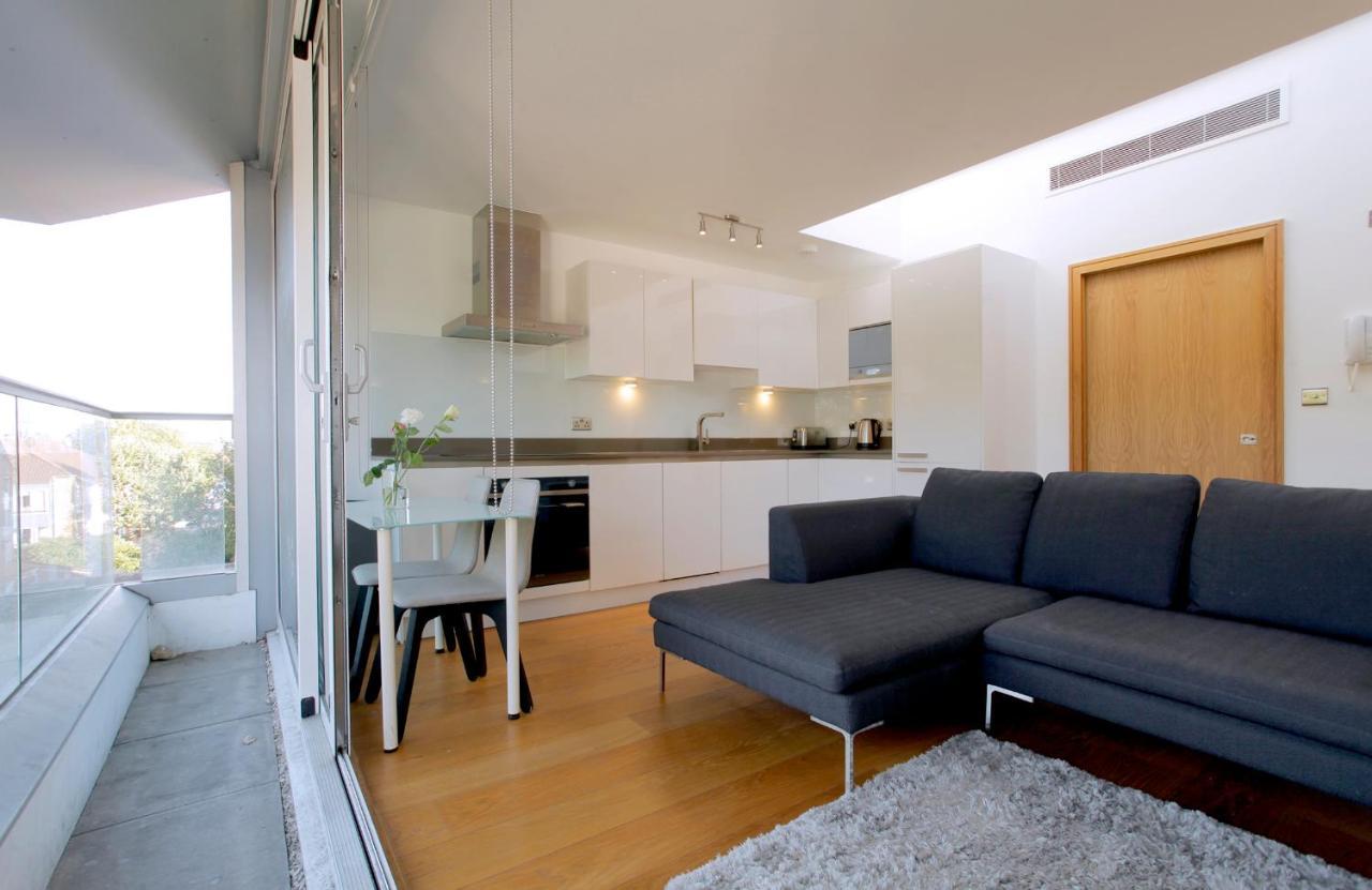 Valet Chelsea Apartment London