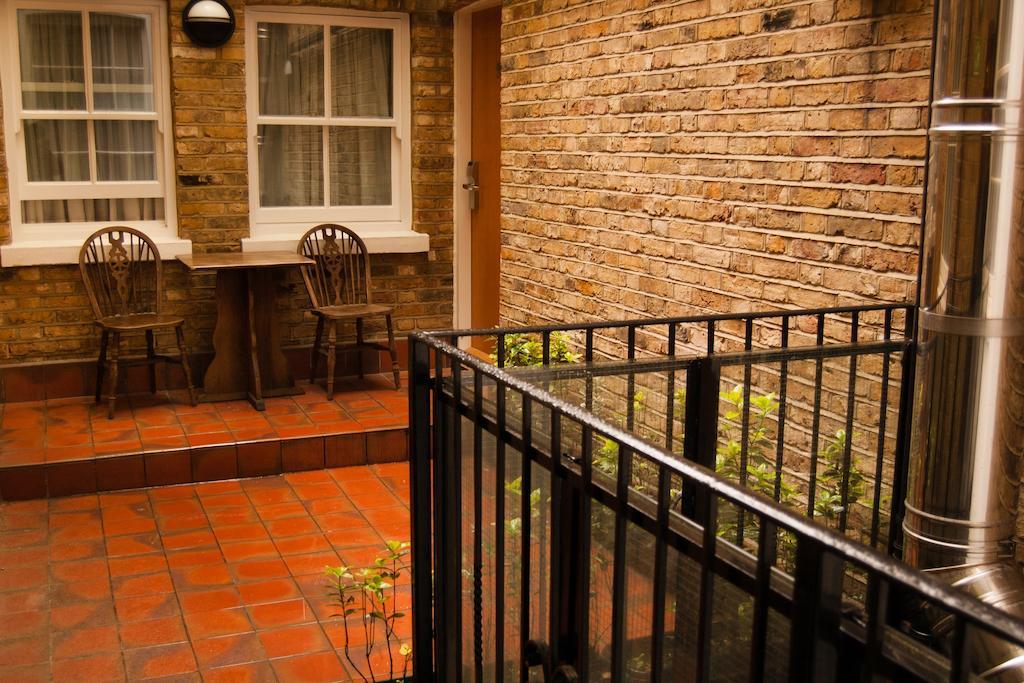 Hotel Days Hyde Park London
