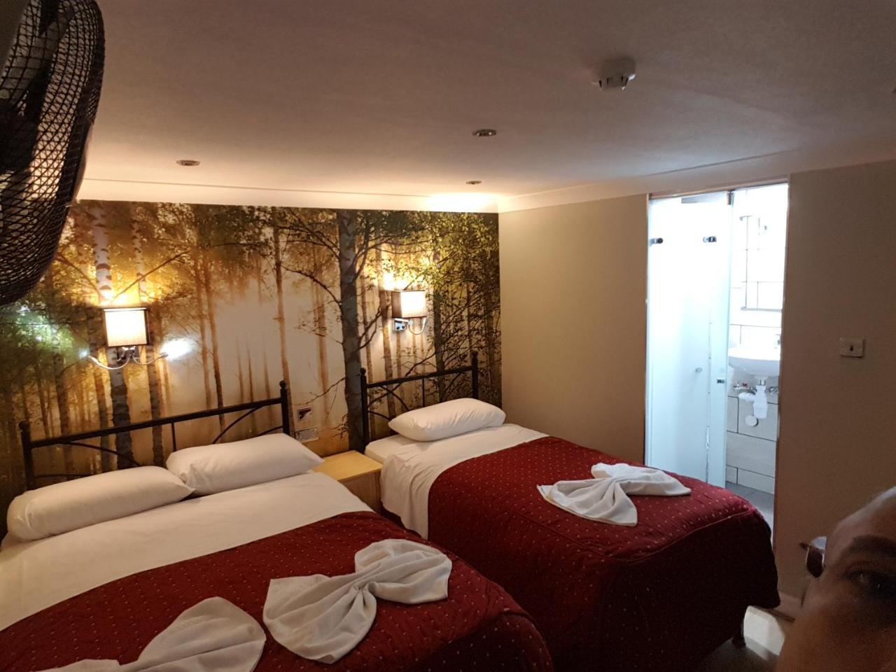 Central Hotel Hotell 2*
