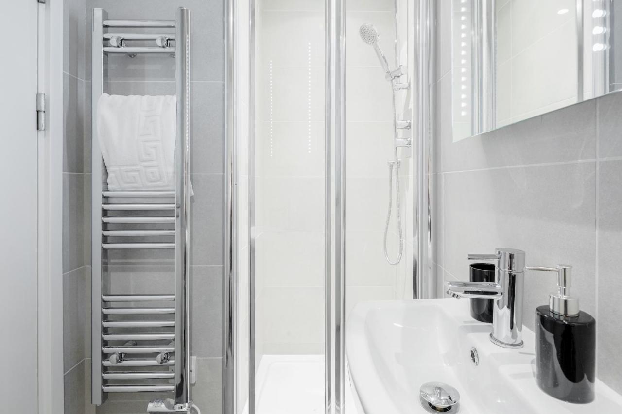 Apartment Stayo New Compton Street London