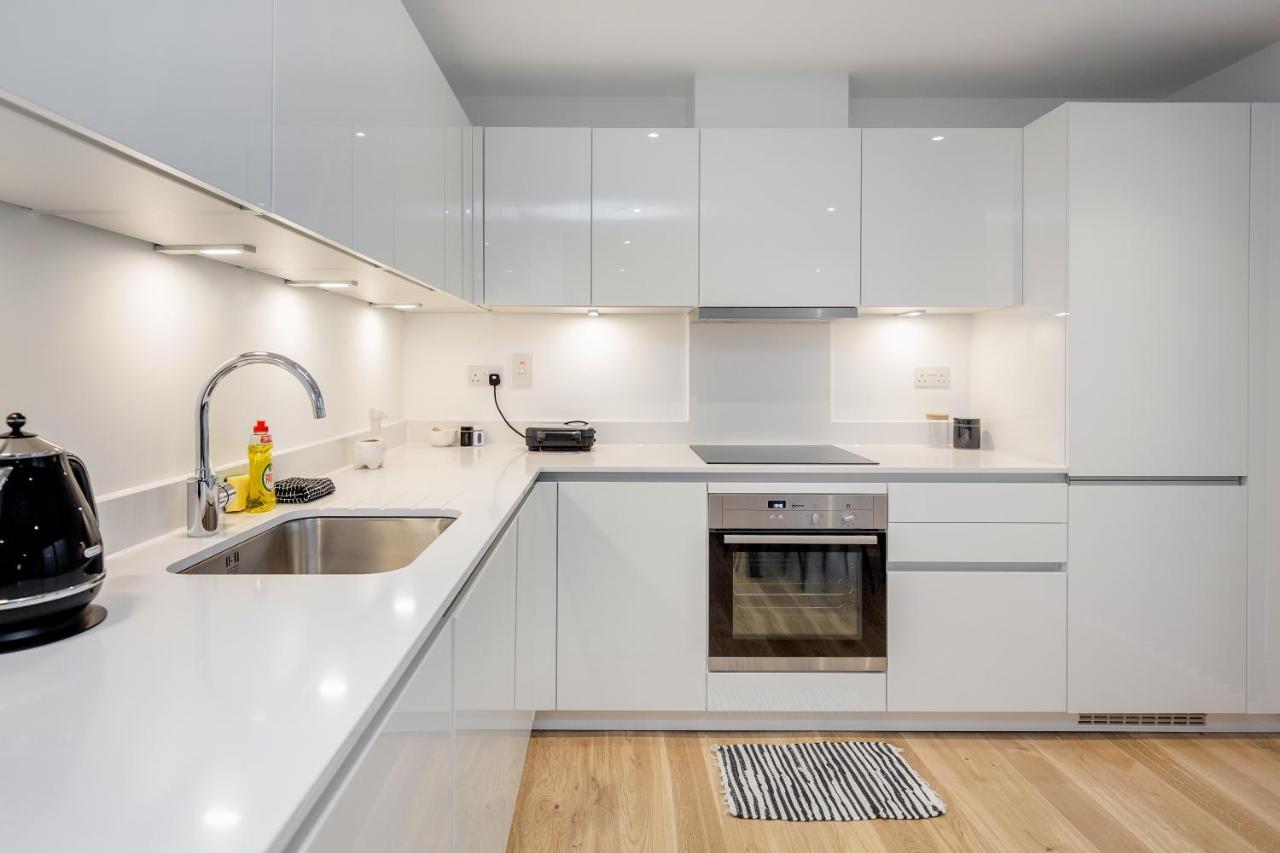Apartment Gray's Road London