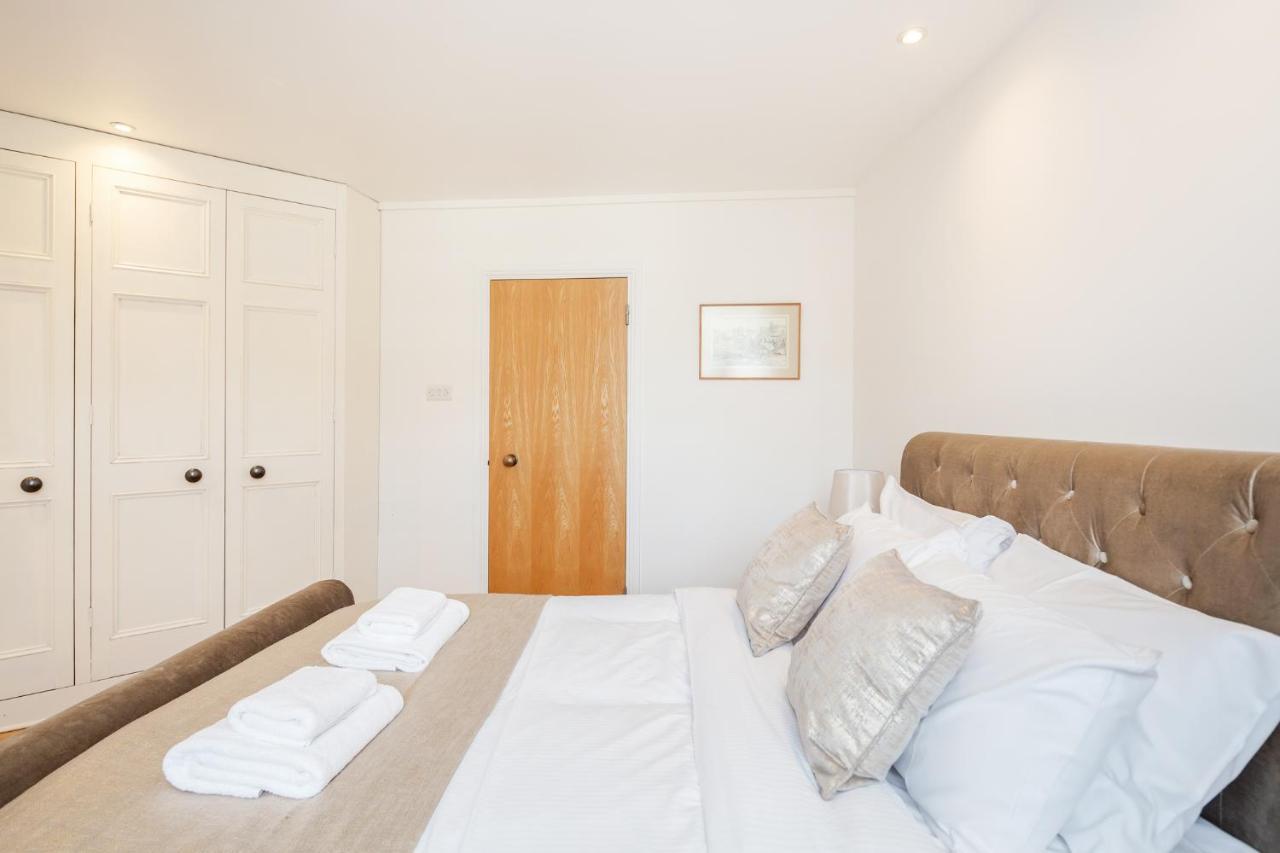 Great Mayfair Apartment,sleeps 6 Lejlighed London
