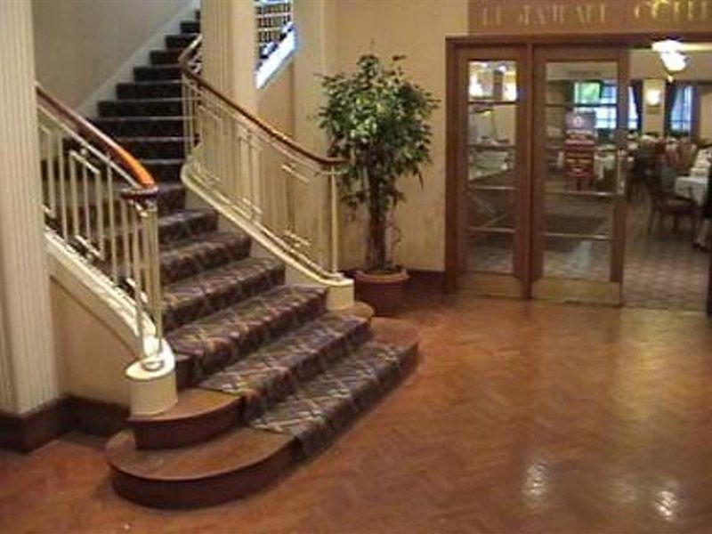 Royal National And Sister Hotels Roulette 3*
