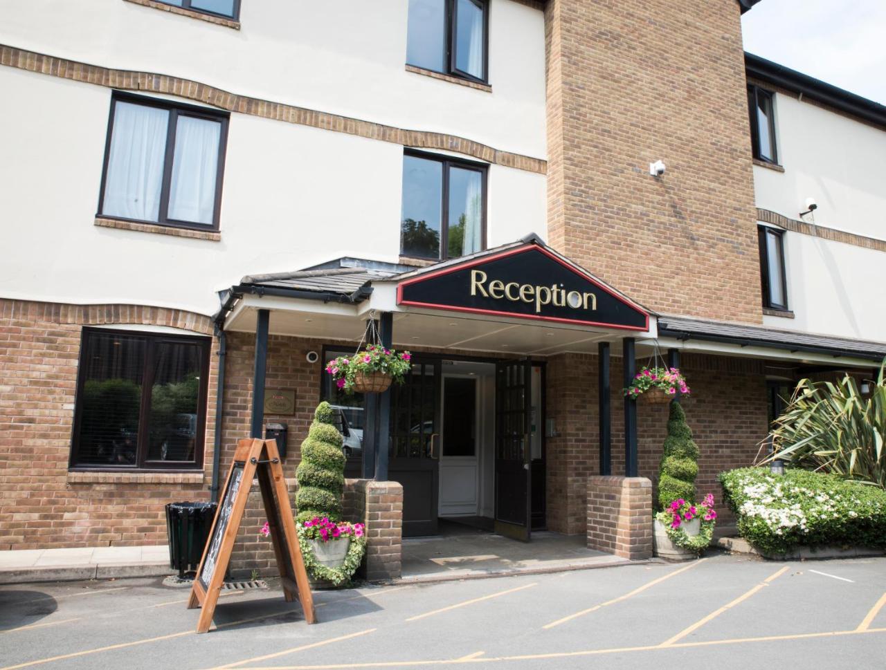The Fox & Goose Hotel 3*