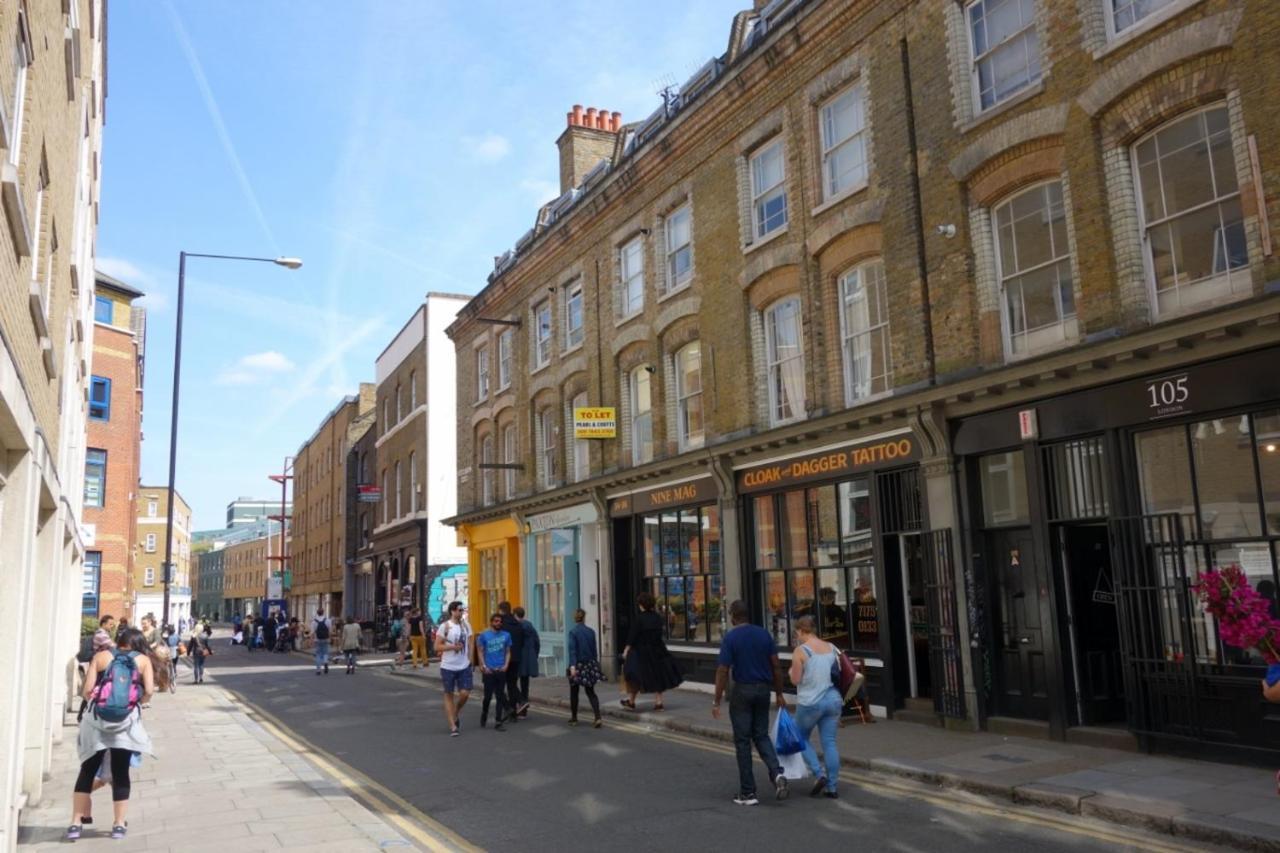 Cheshire Street, Brick Lane * London