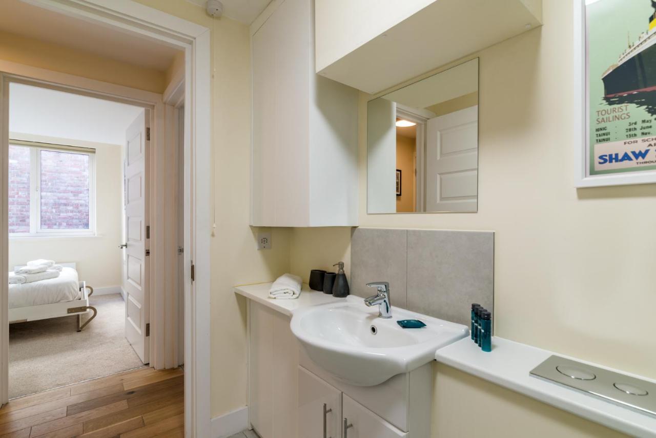 Fantastic Central Brixton Flat For Up To 6 Guests Leilighet London