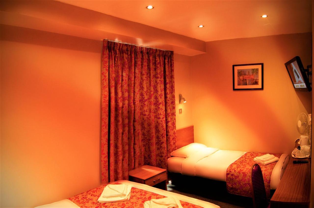 Westbury Hotell