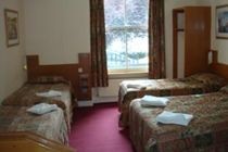 Berkeley Court Hotell 2*
