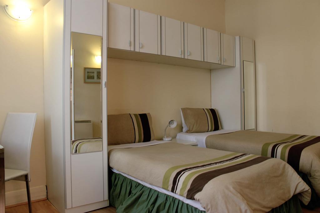 Apartment Palace Court *