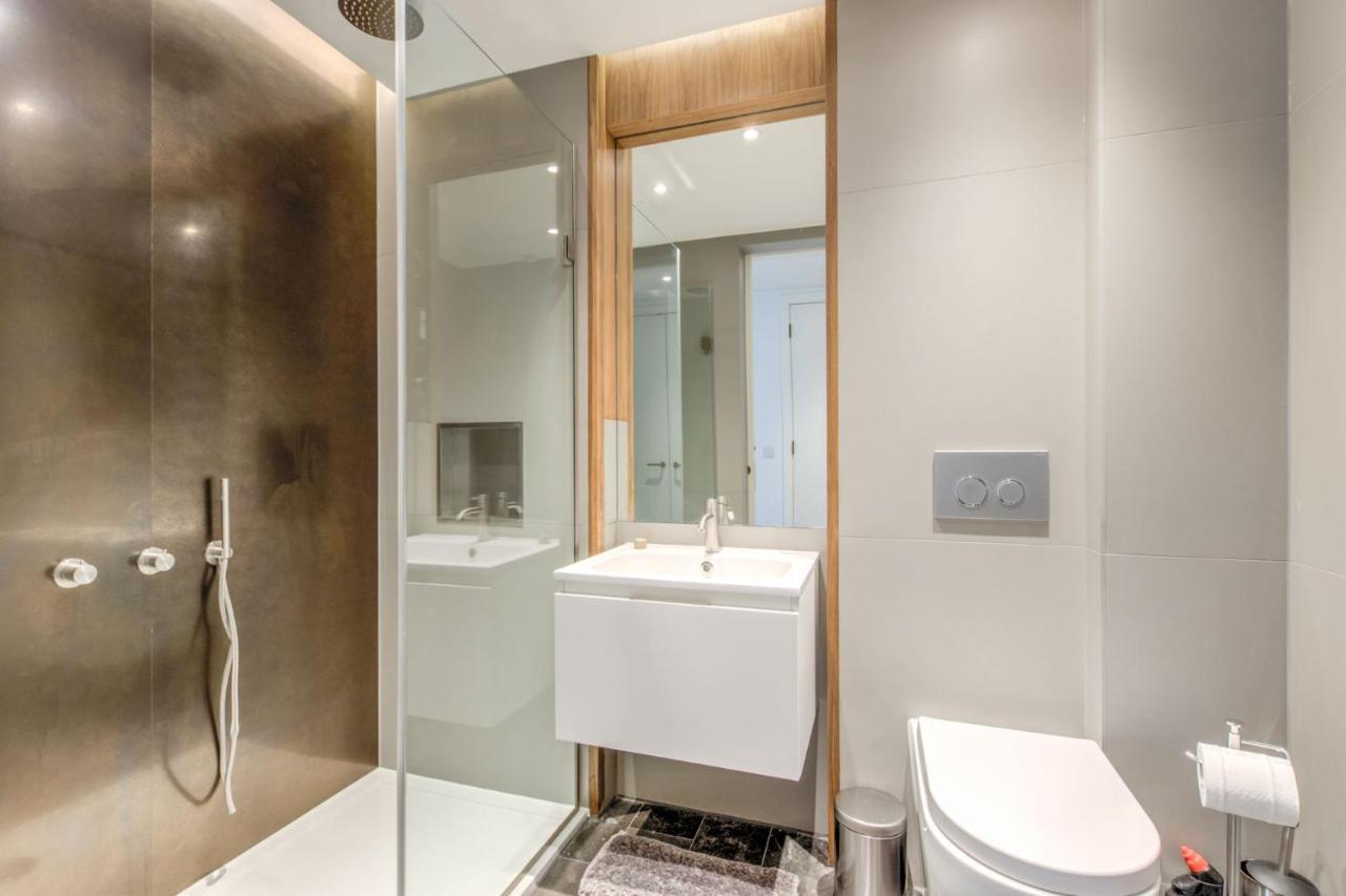 2 Bedrooms Sleeps 6 - Central