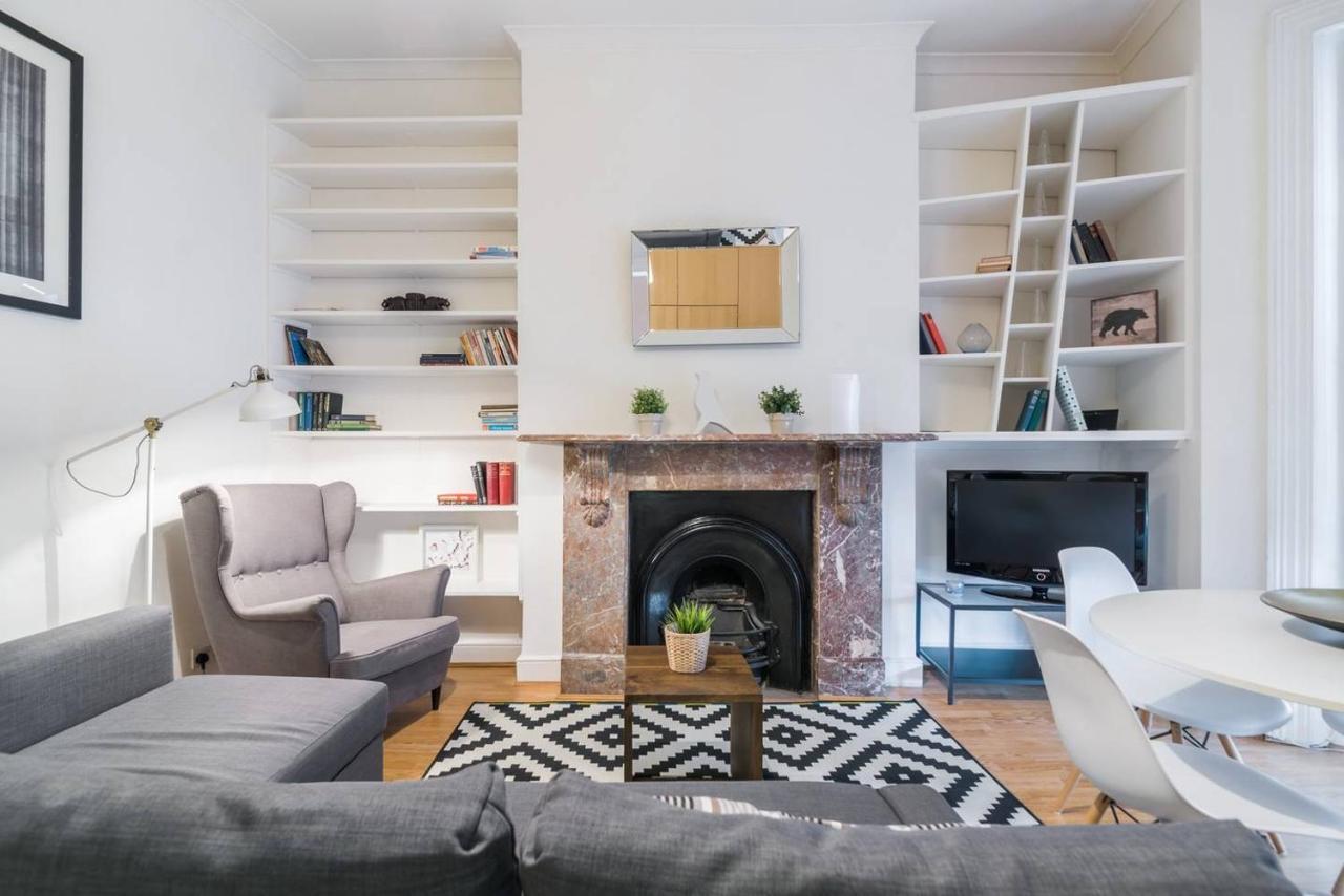 Lägenhet 2br Spacious Flat In West Kensington Fits 6! *